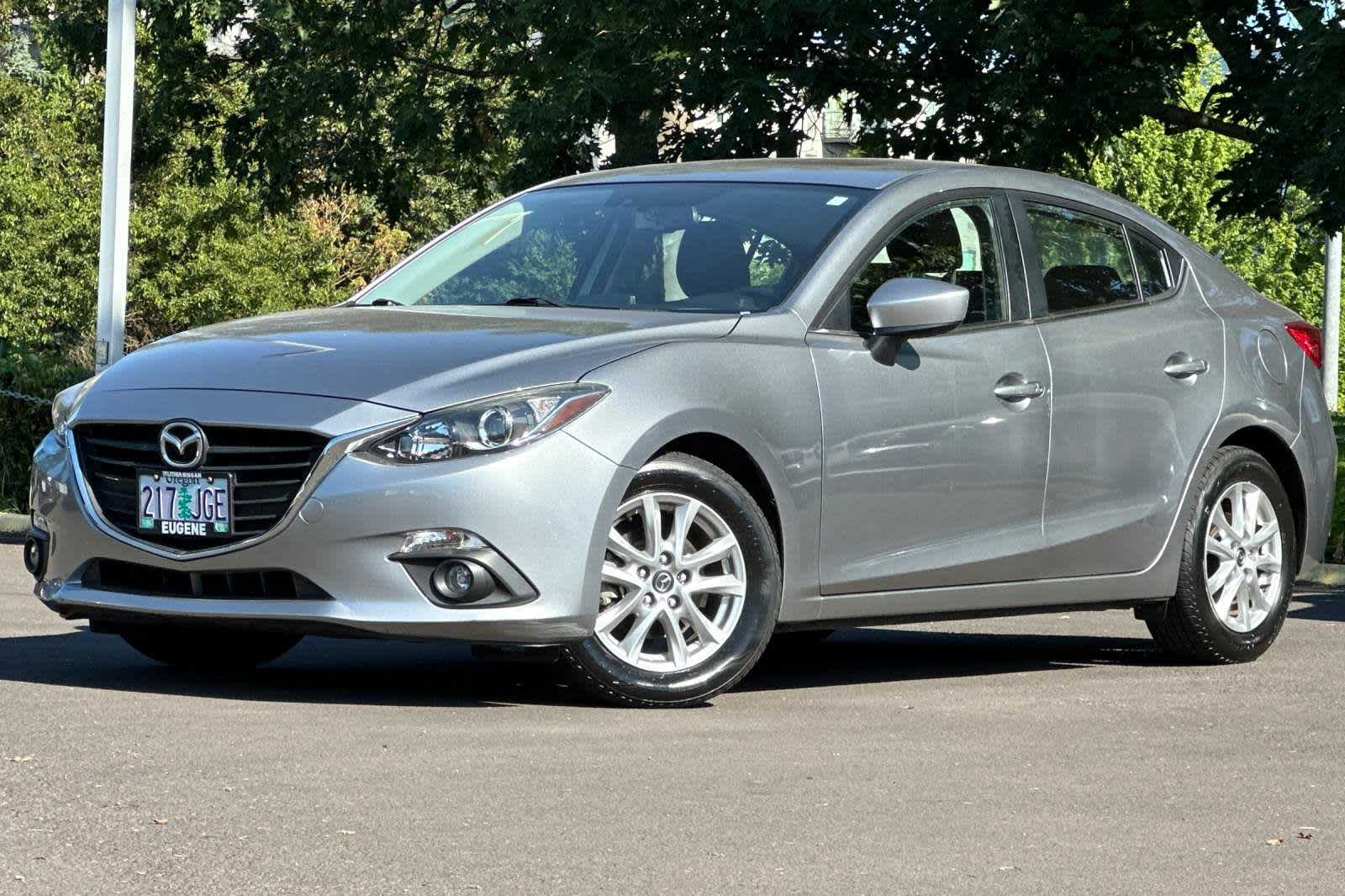 2016 Mazda Mazda3 i Touring Hero Image