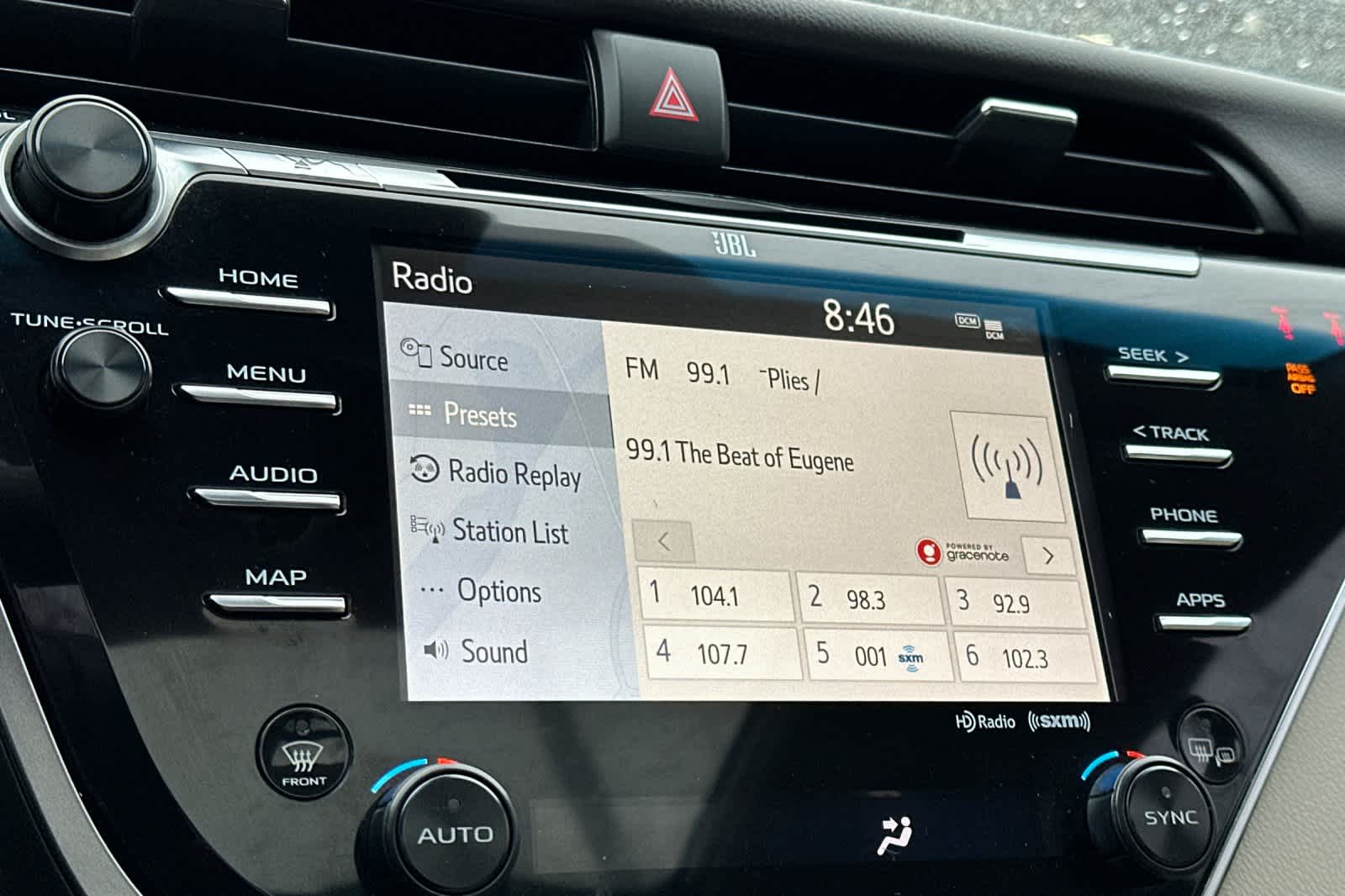 Thumbnail: 2018 Toyota Camry - 17