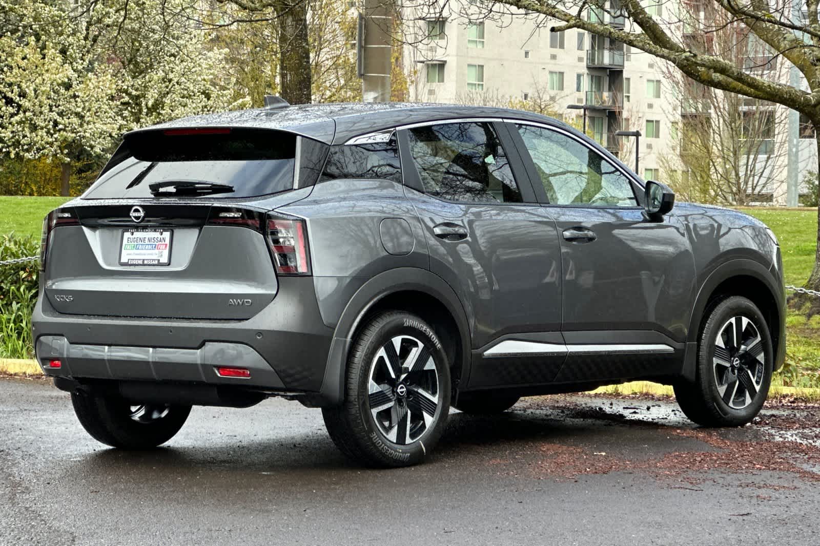 Thumbnail: 2025 Nissan Kicks - 2