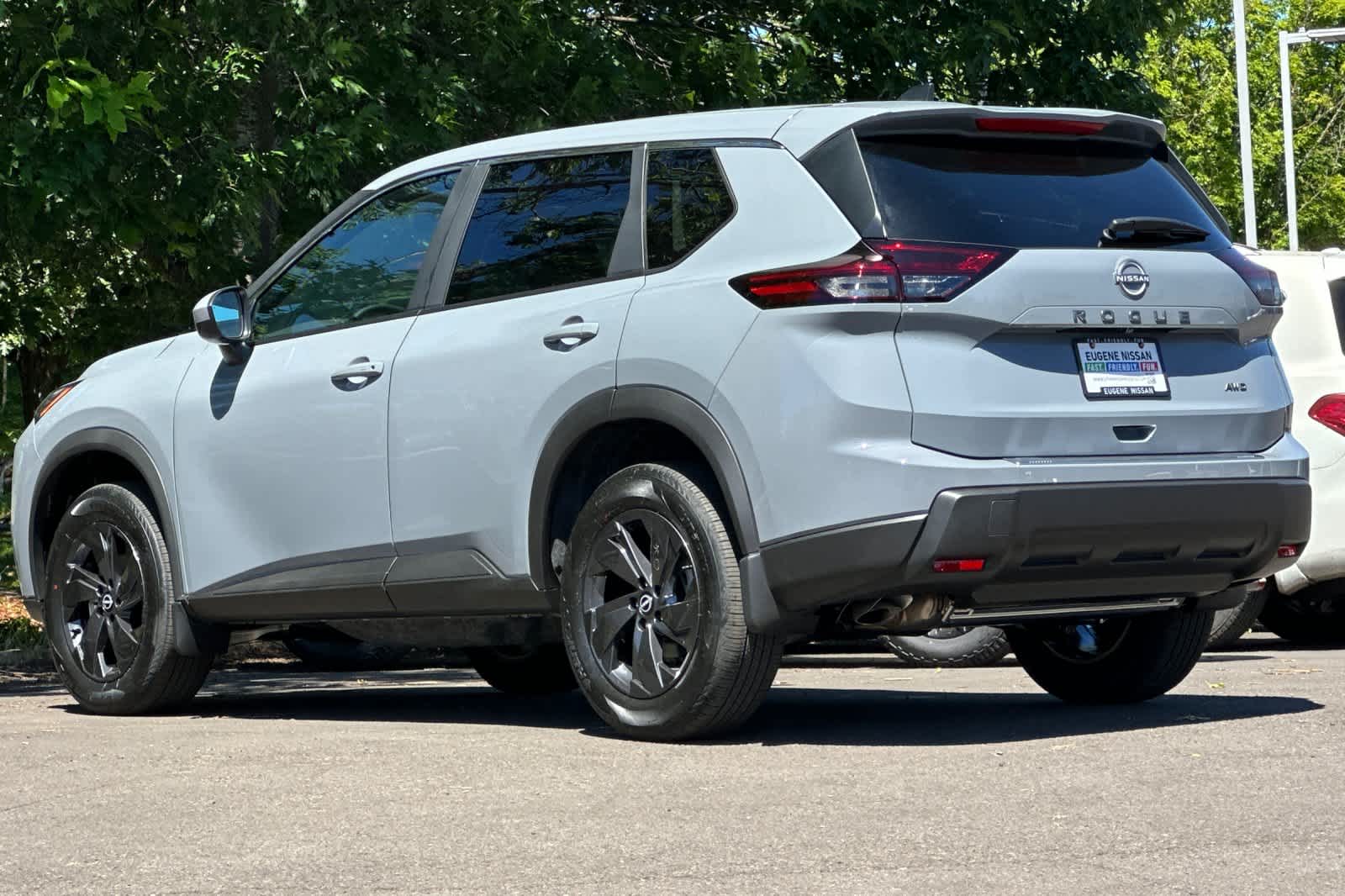 Thumbnail: 2026 Nissan Rogue - 6