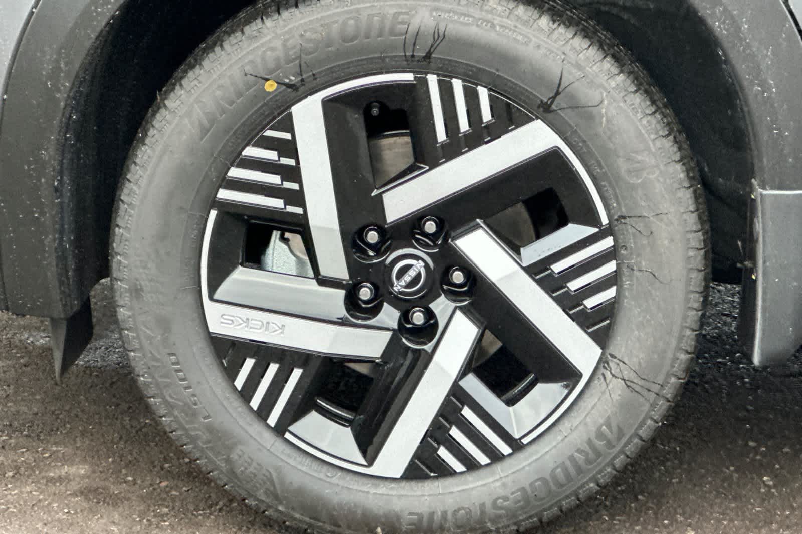 Thumbnail: 2026 Nissan Kicks - 24