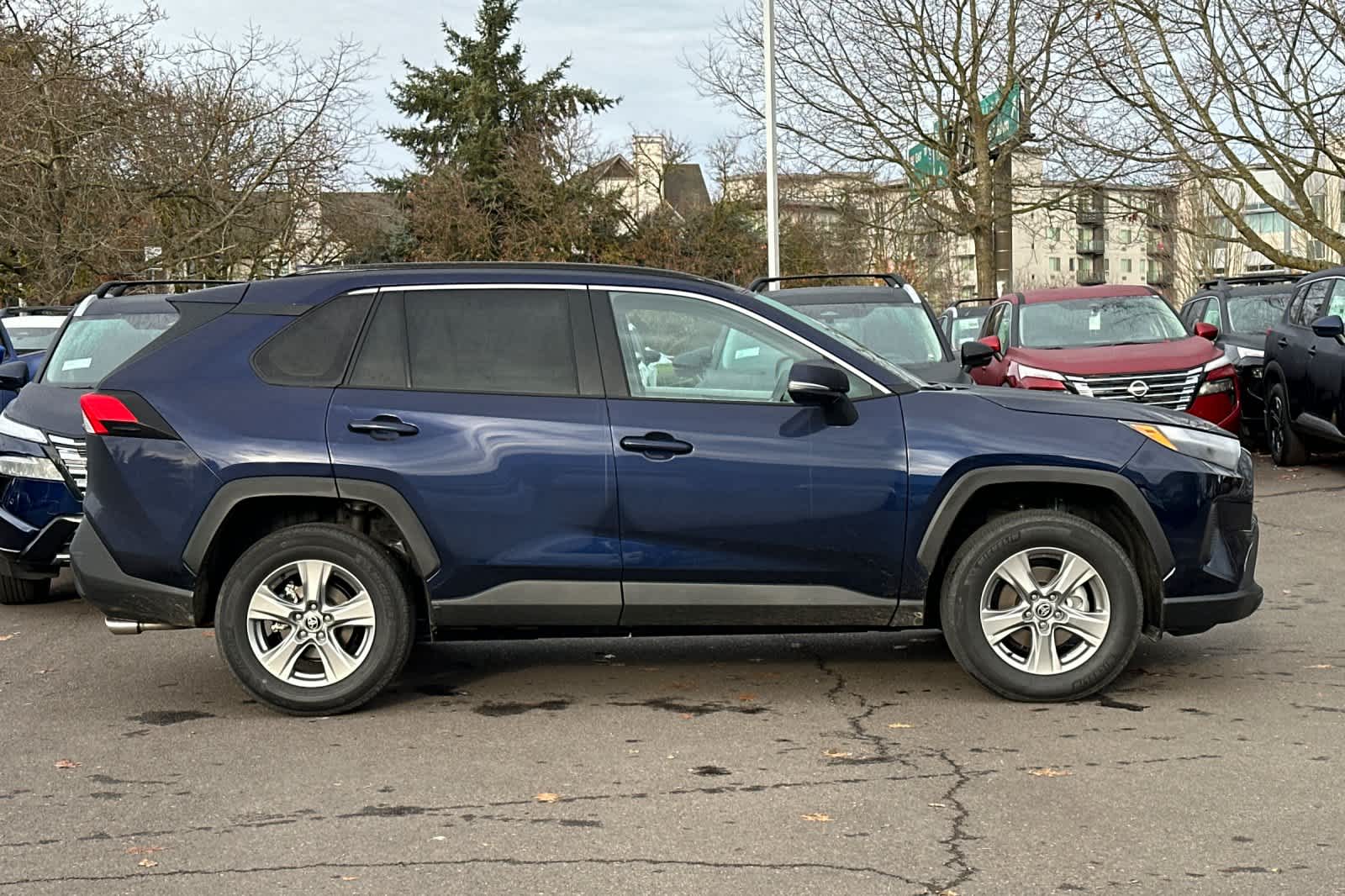 Thumbnail: 2025 Toyota RAV4 - 8