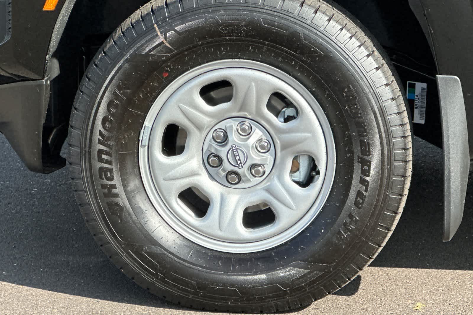 Thumbnail: 2025 Nissan Frontier - 23