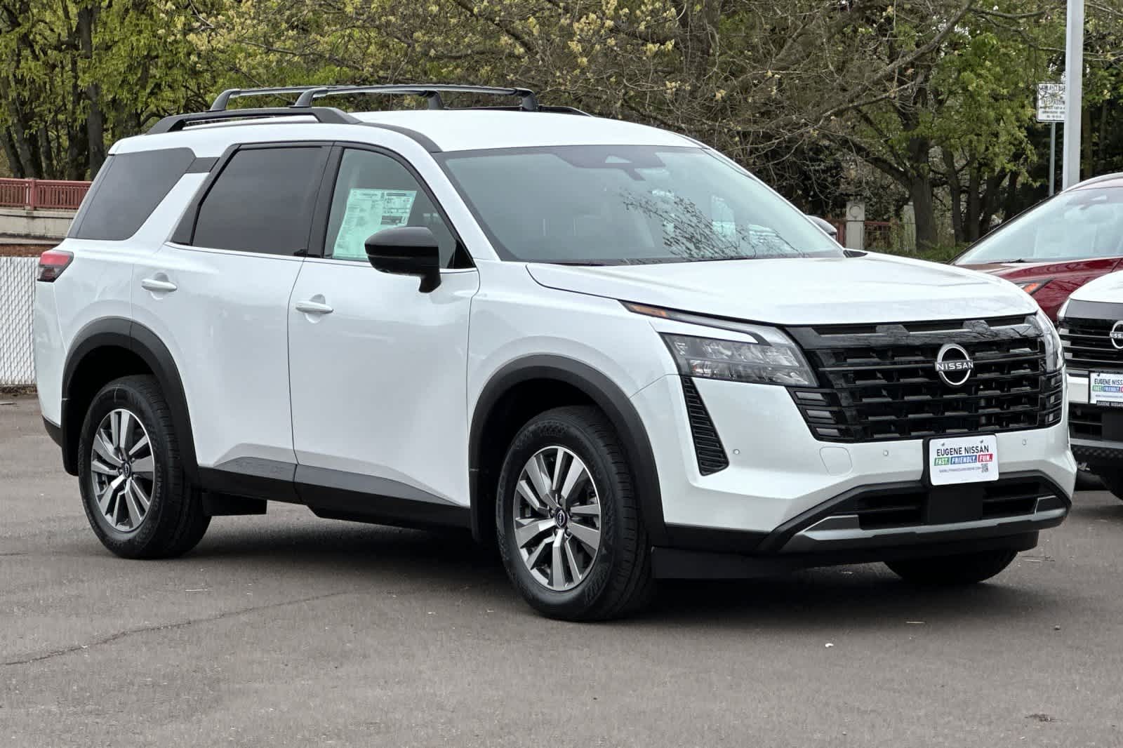 Thumbnail: 2026 Nissan Pathfinder - 9