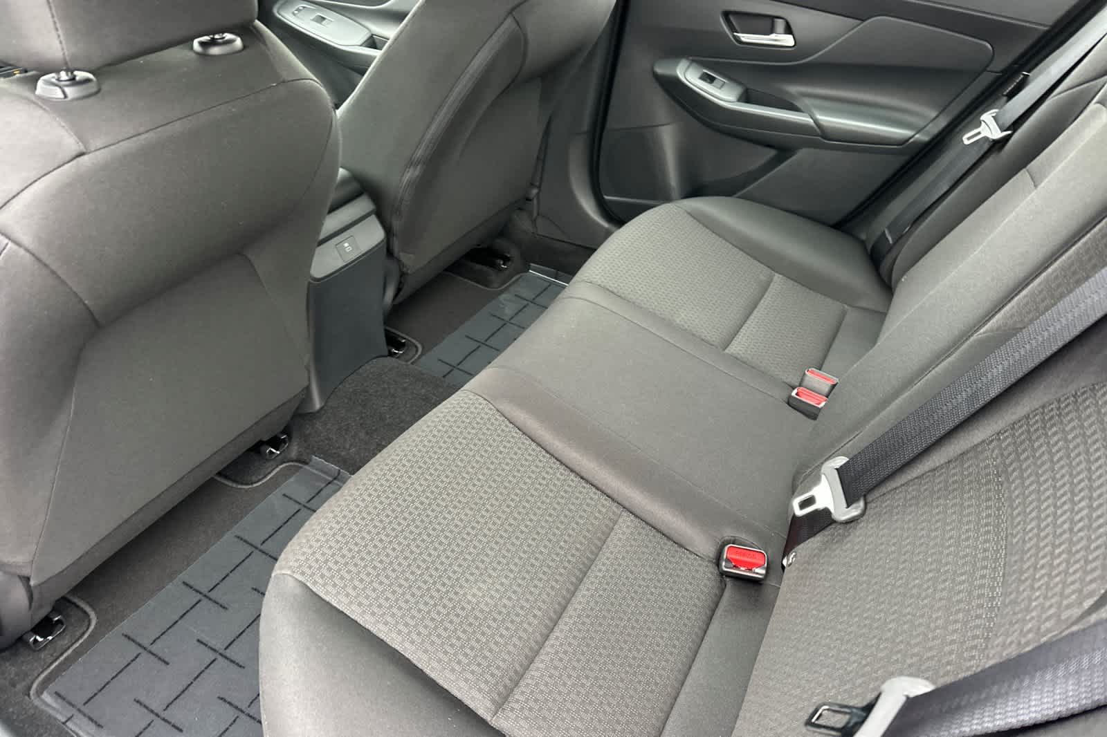 Thumbnail: 2026 Nissan Sentra - 4