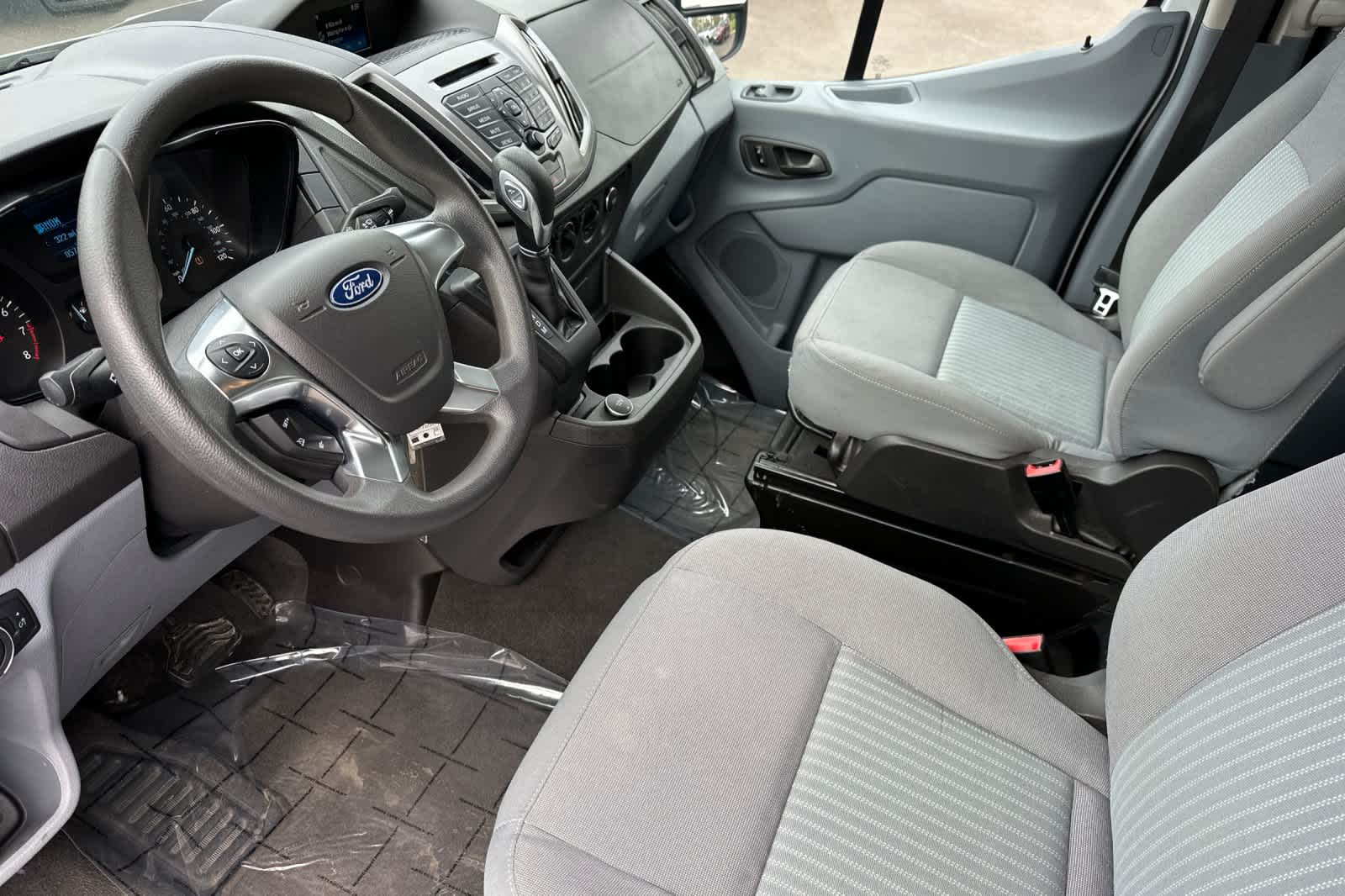 Thumbnail: 2017 Ford Transit Series - 11