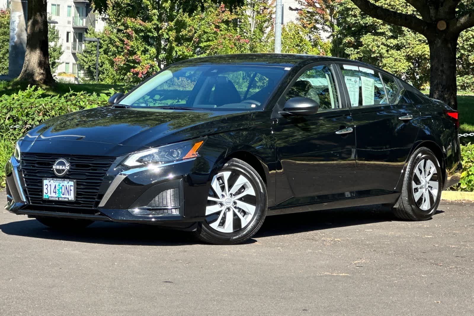 2025 Nissan Altima Sedan  2025 Nissan Altima Sedan