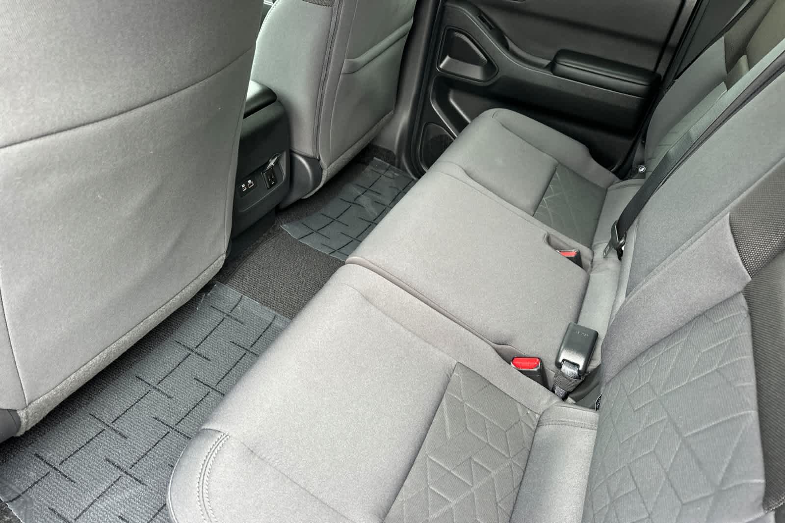 Thumbnail: 2026 Nissan Frontier - 4