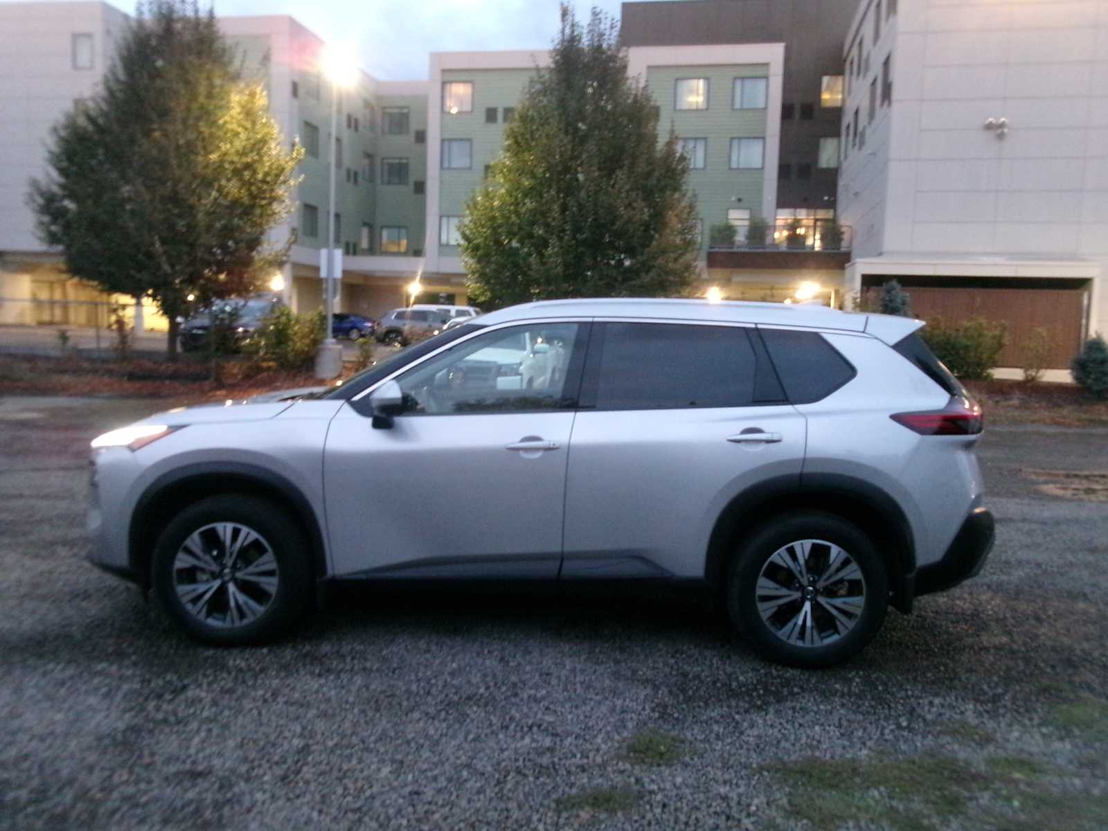 Thumbnail: 2021 Nissan Rogue - 2
