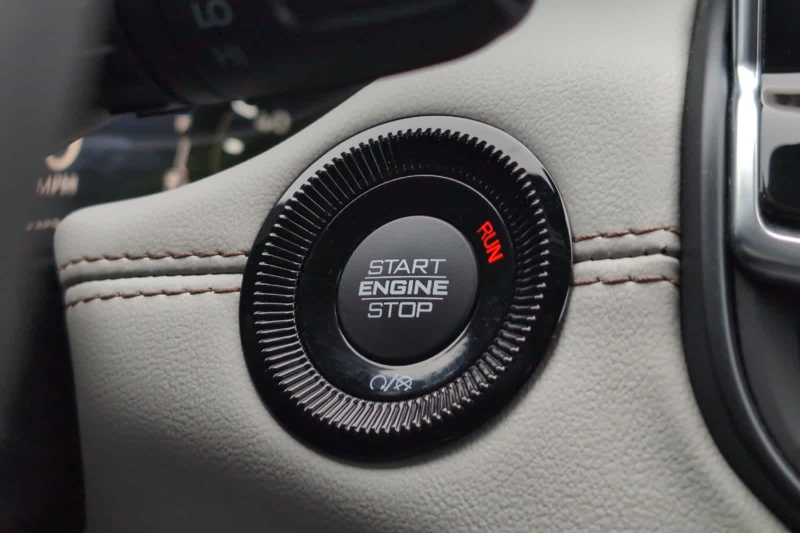 Thumbnail: 2023 Jeep Compass - 22