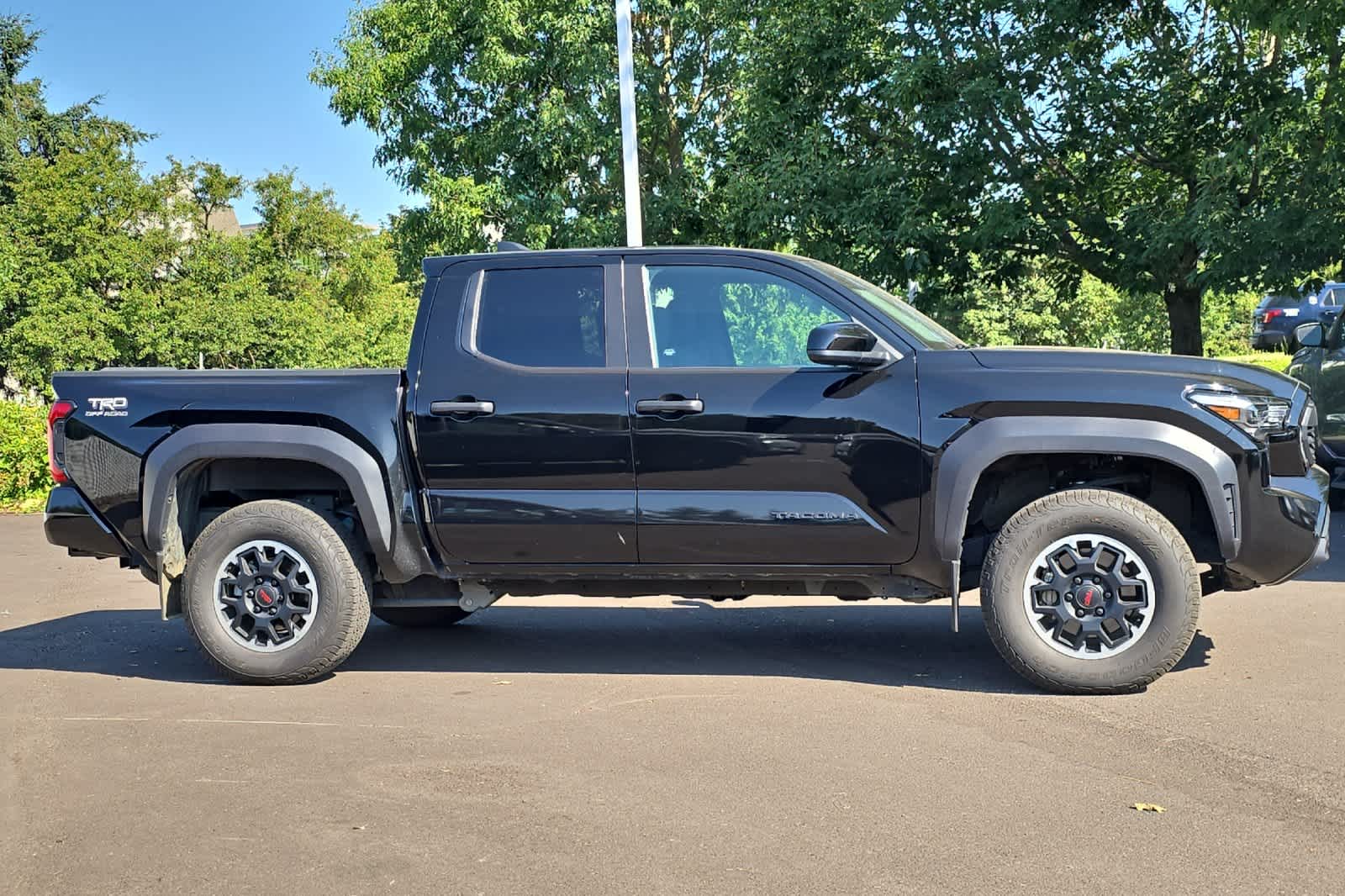 Thumbnail: 2024 Toyota Tacoma - 8