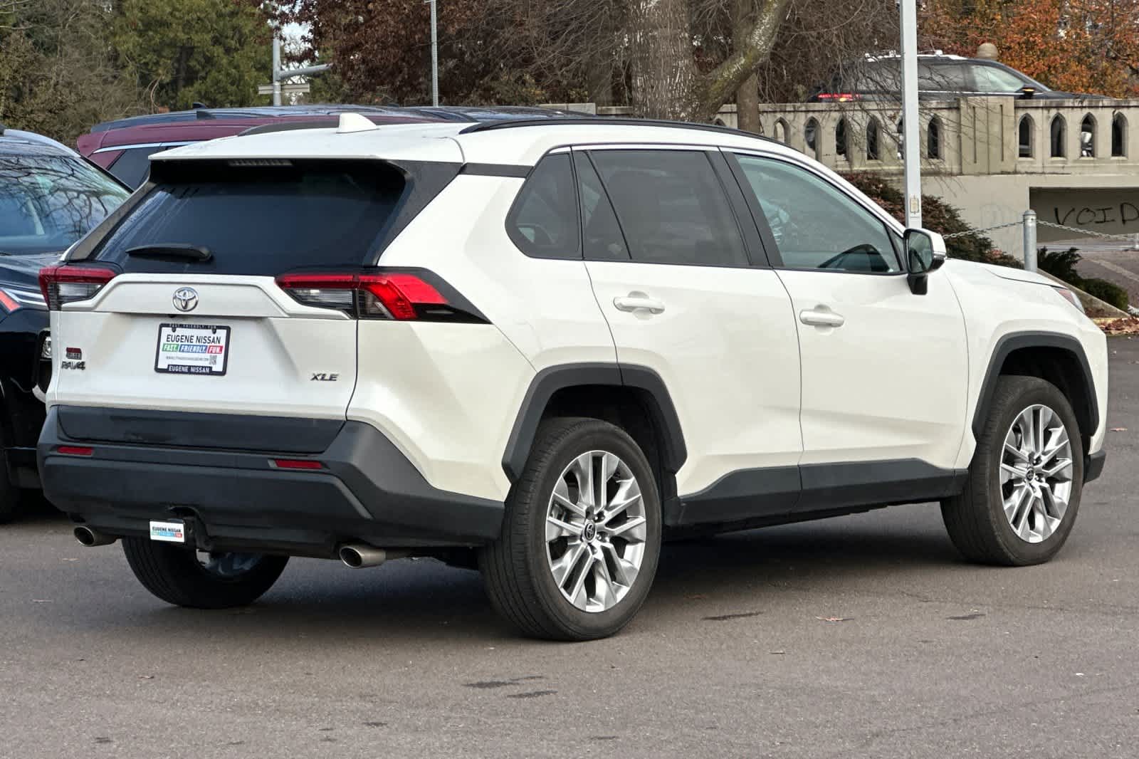 Thumbnail: 2022 Toyota RAV4 - 2