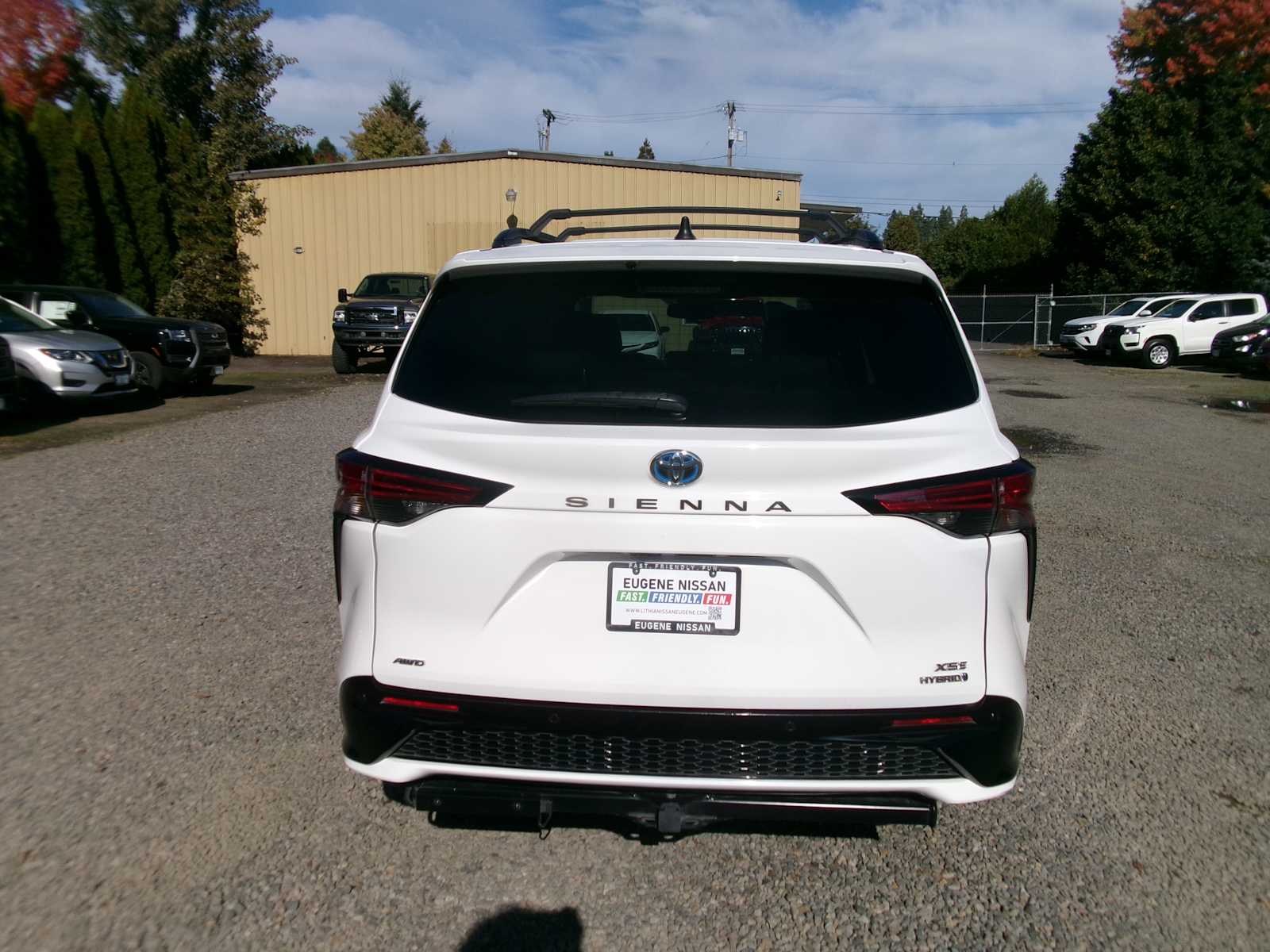 Thumbnail: 2021 Toyota Sienna - 4