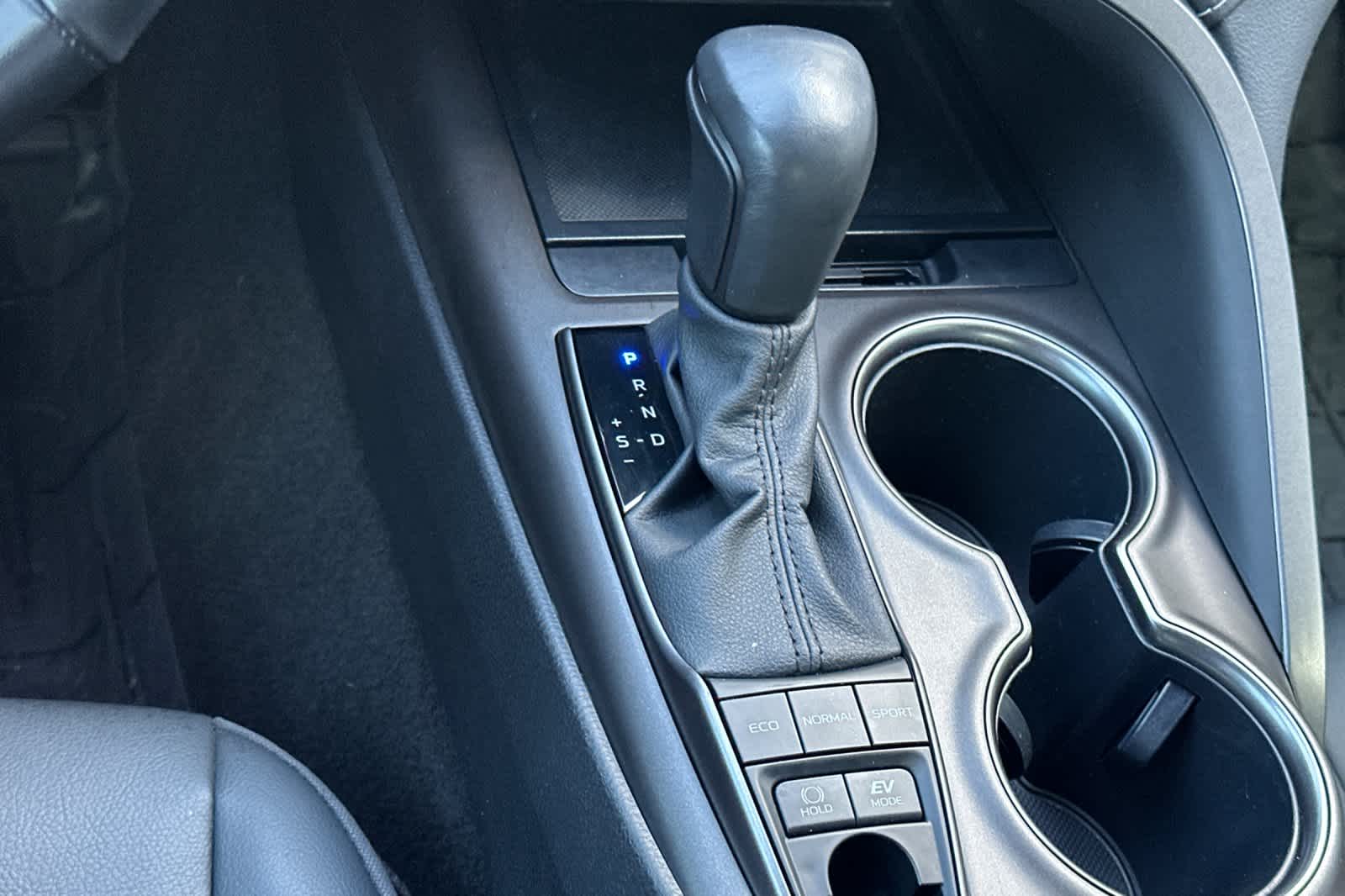 Thumbnail: 2024 Toyota Camry - 20