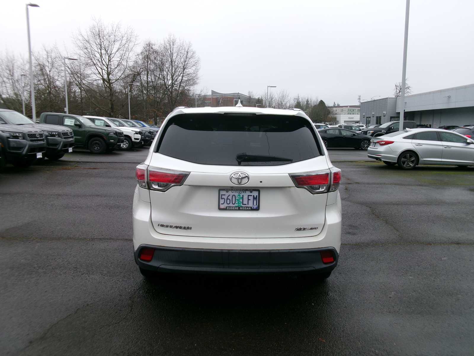 Thumbnail: 2015 Toyota Highlander - 4