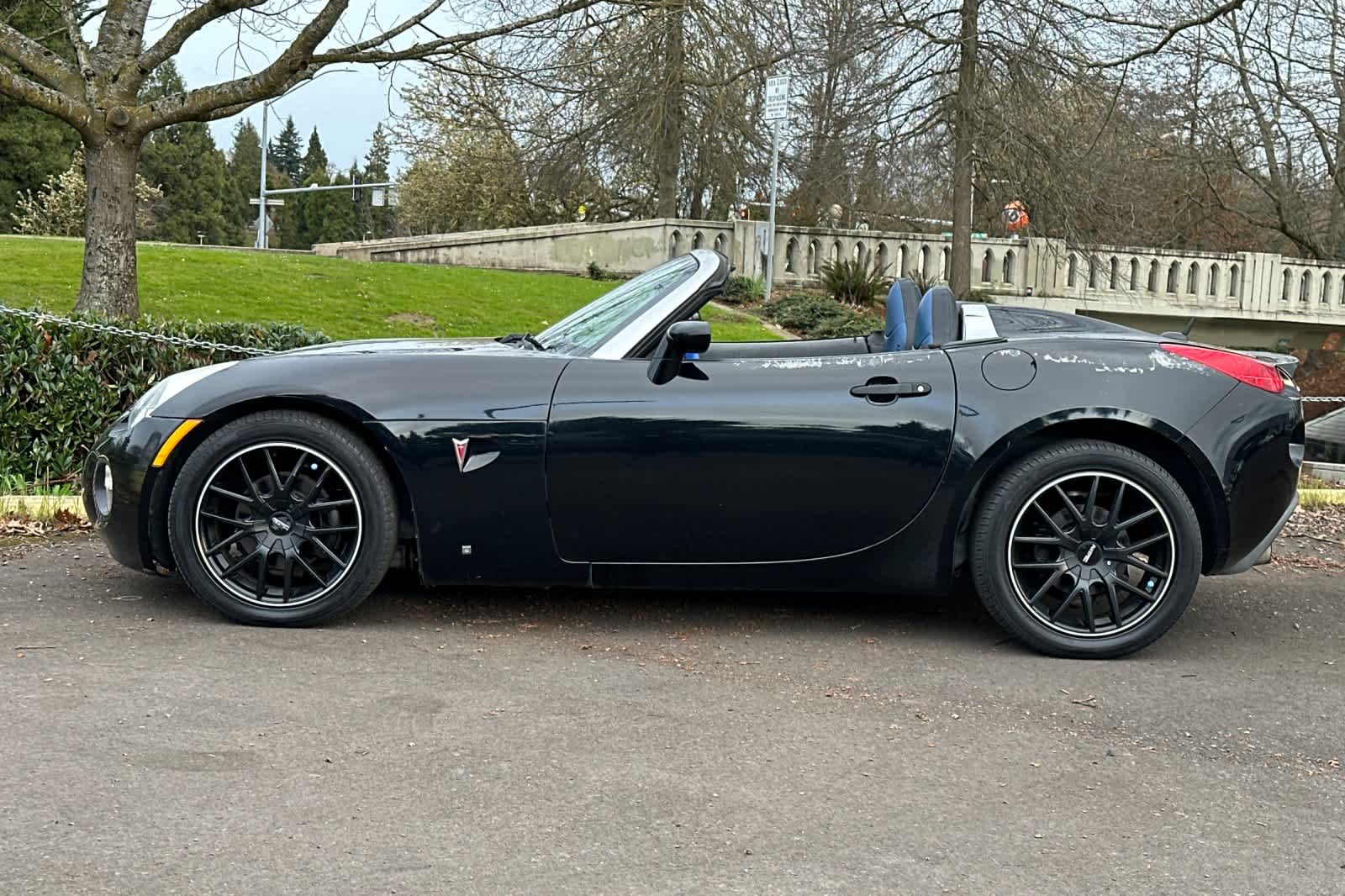 Thumbnail: 2007 Pontiac Solstice - 4