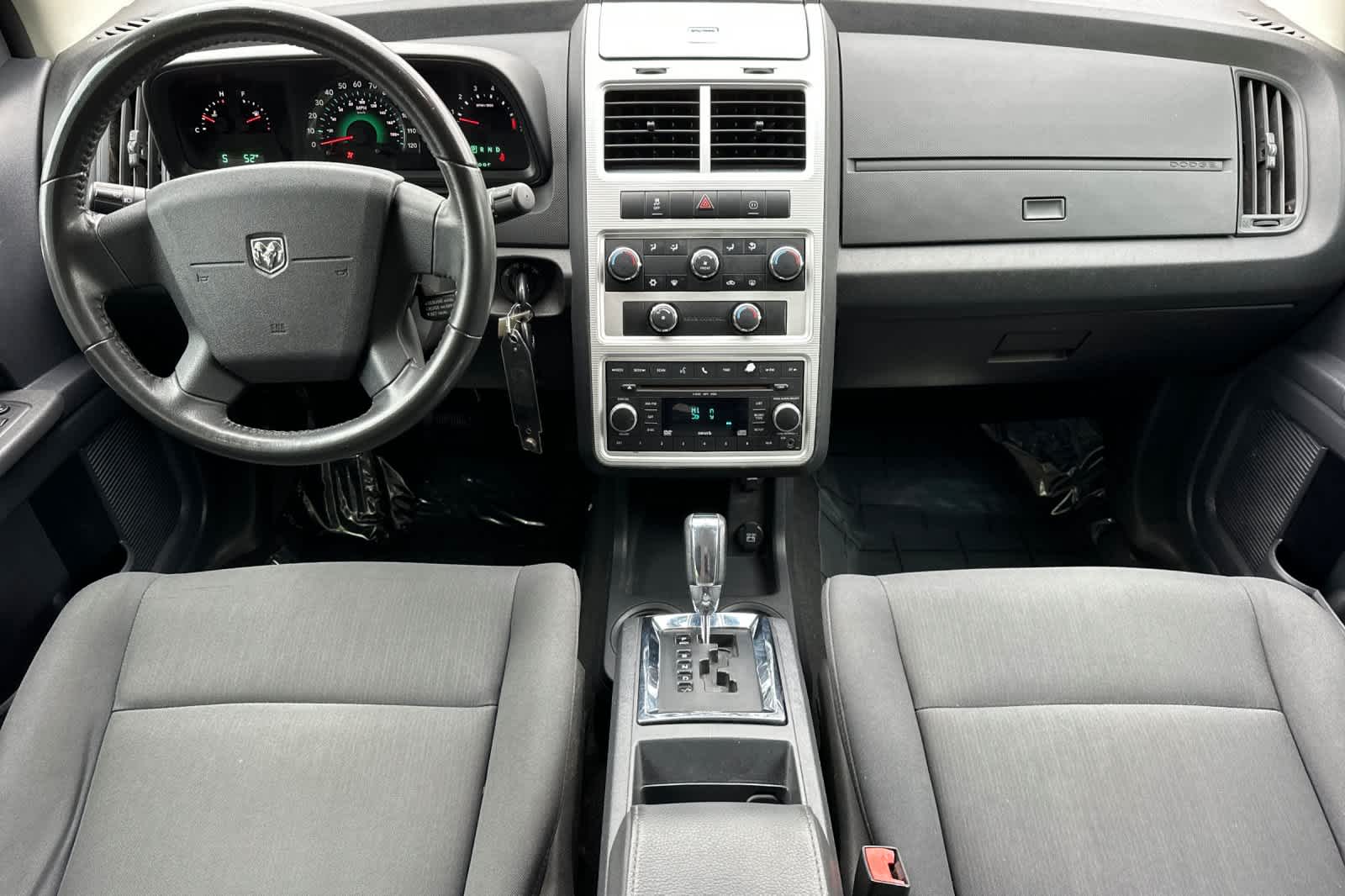 Thumbnail: 2010 Dodge Journey - 3