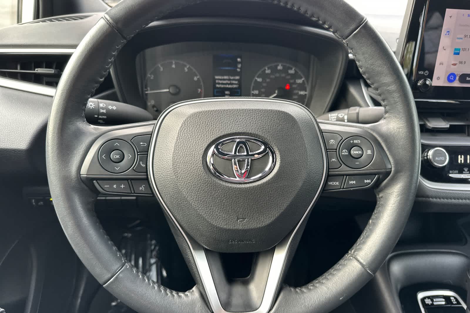 Thumbnail: 2023 Toyota Corolla - 22