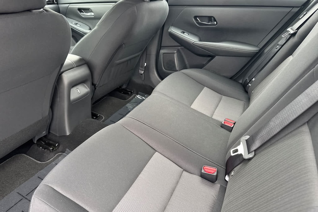 New 2025 Nissan Sentra SV Sedan