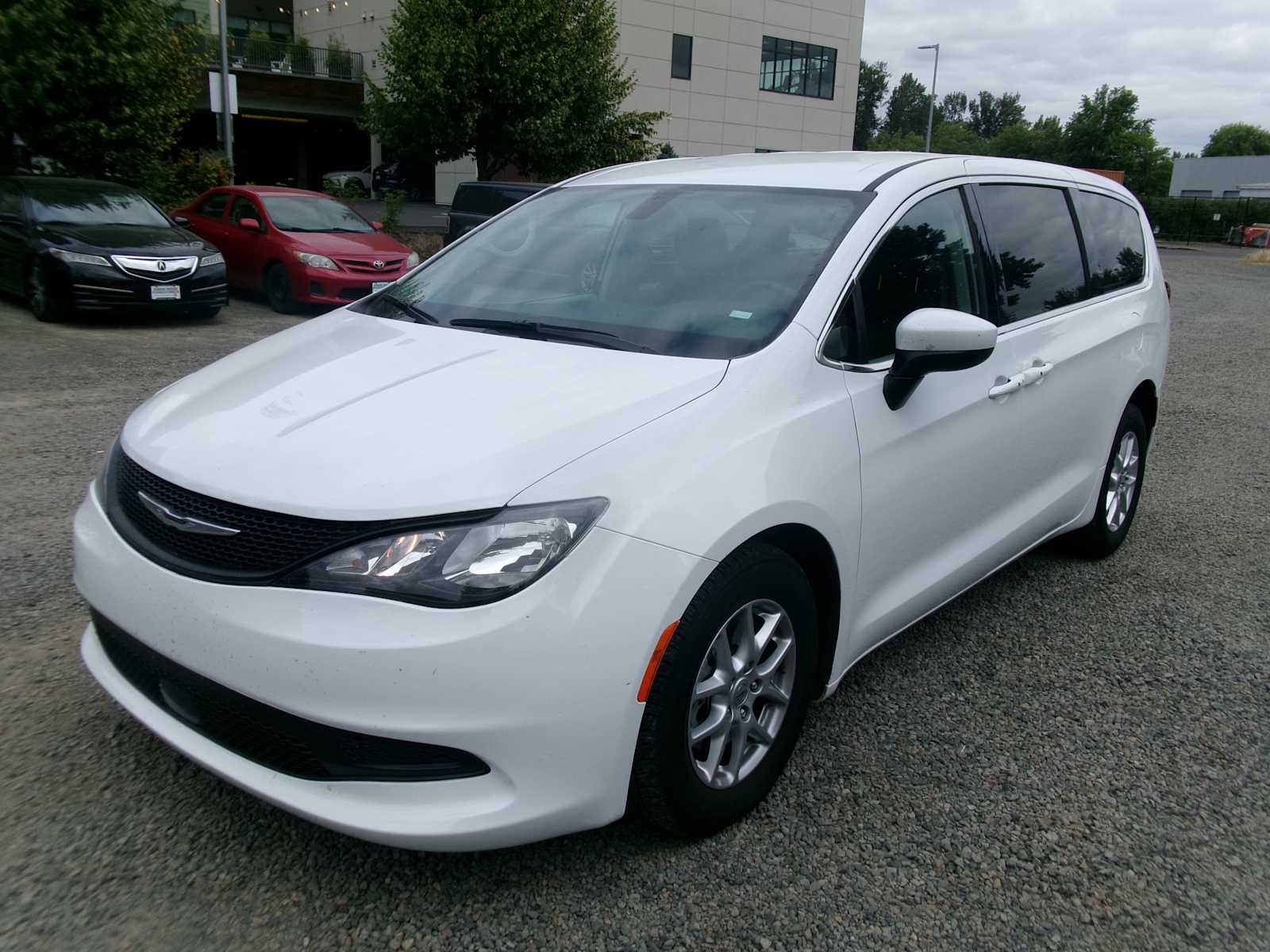 2022 Chrysler Voyager LX Hero Image