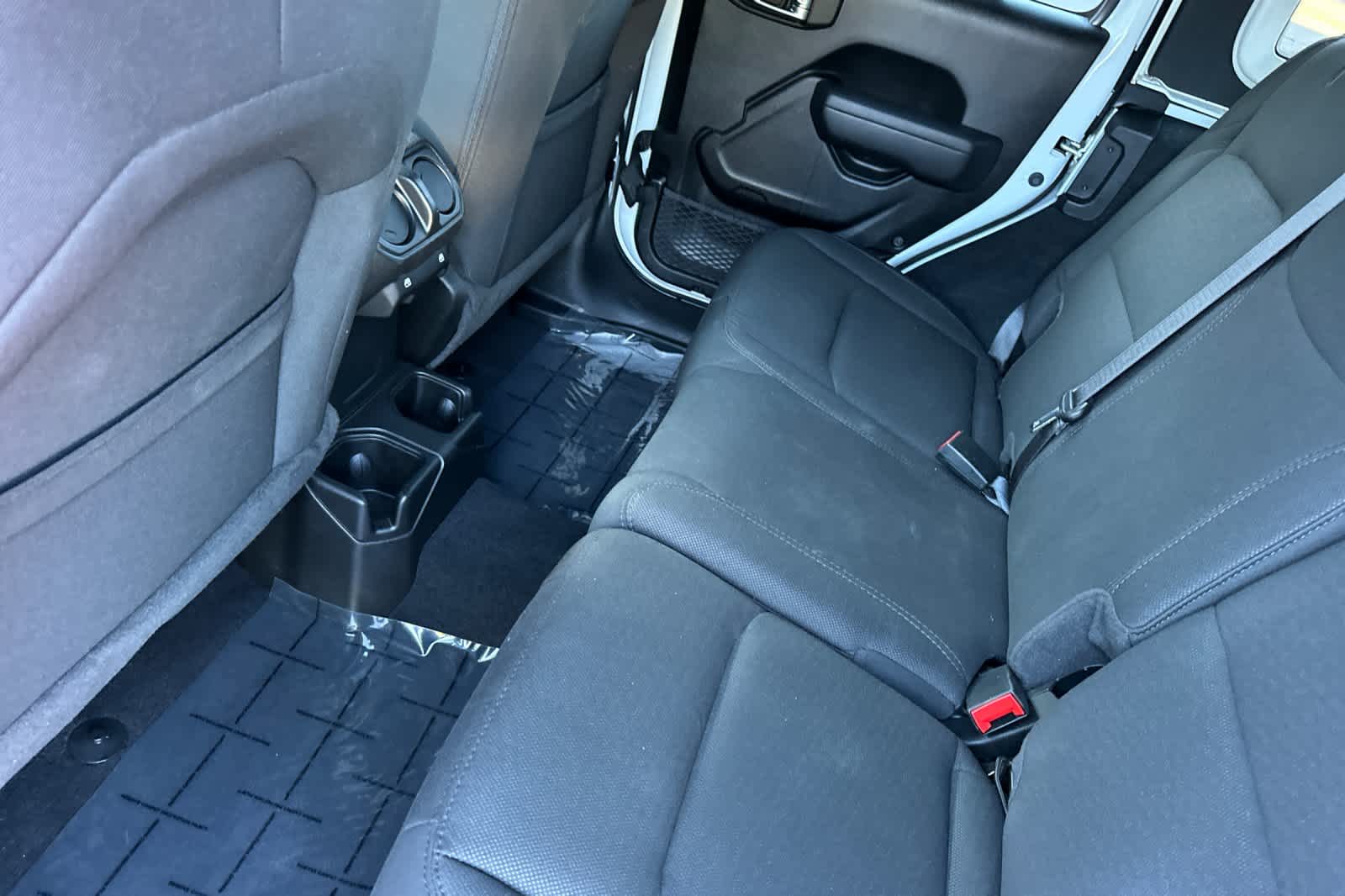 2023 Jeep Wrangler Sport photo 4