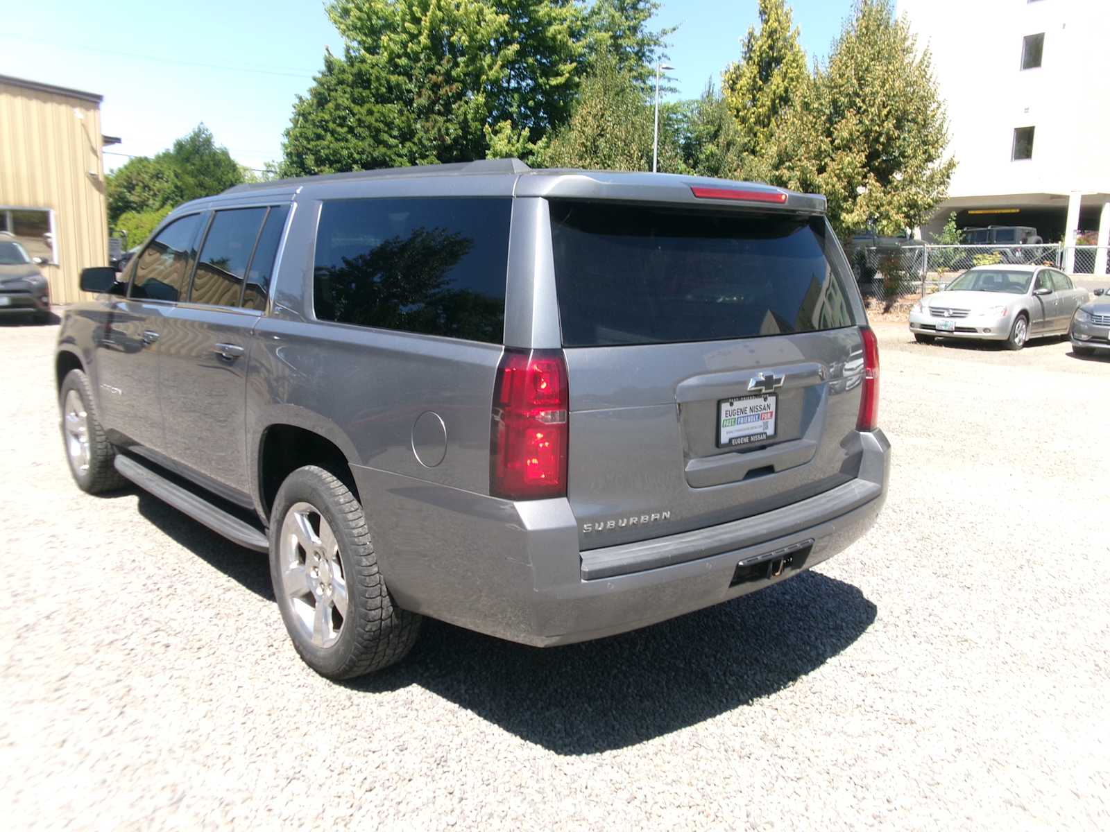 Thumbnail: 2018 Chevrolet Suburban - 3