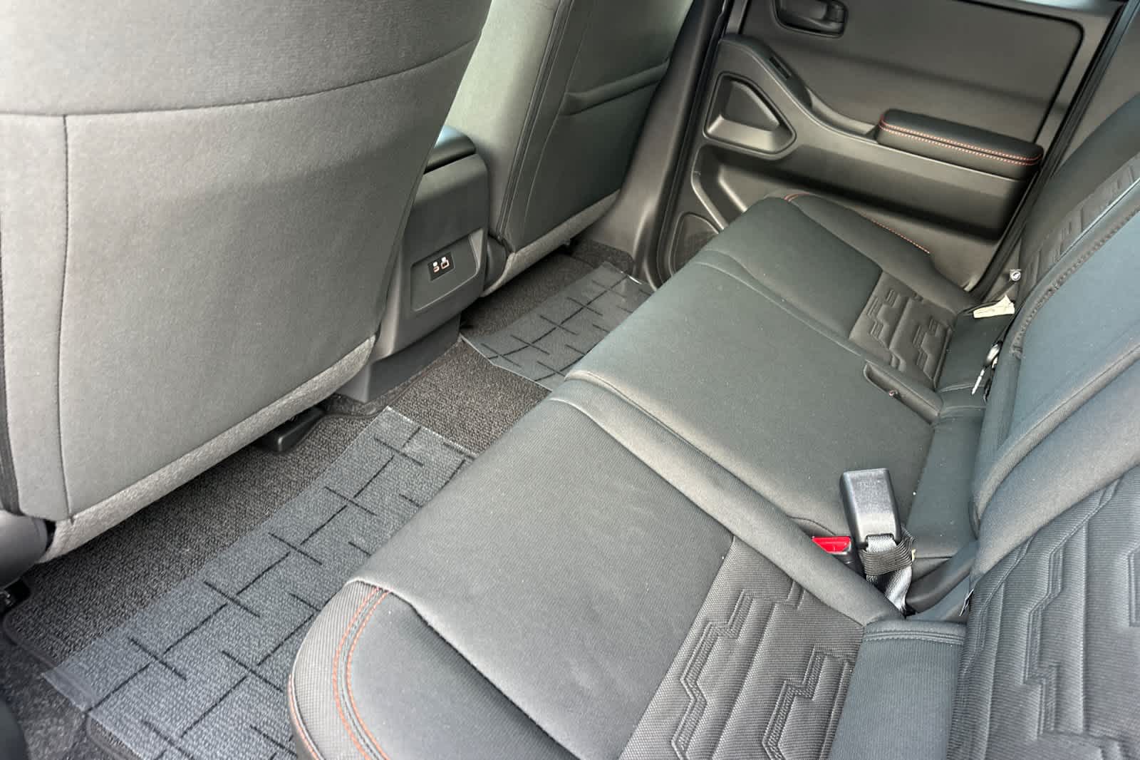 Thumbnail: 2026 Nissan Frontier - 4