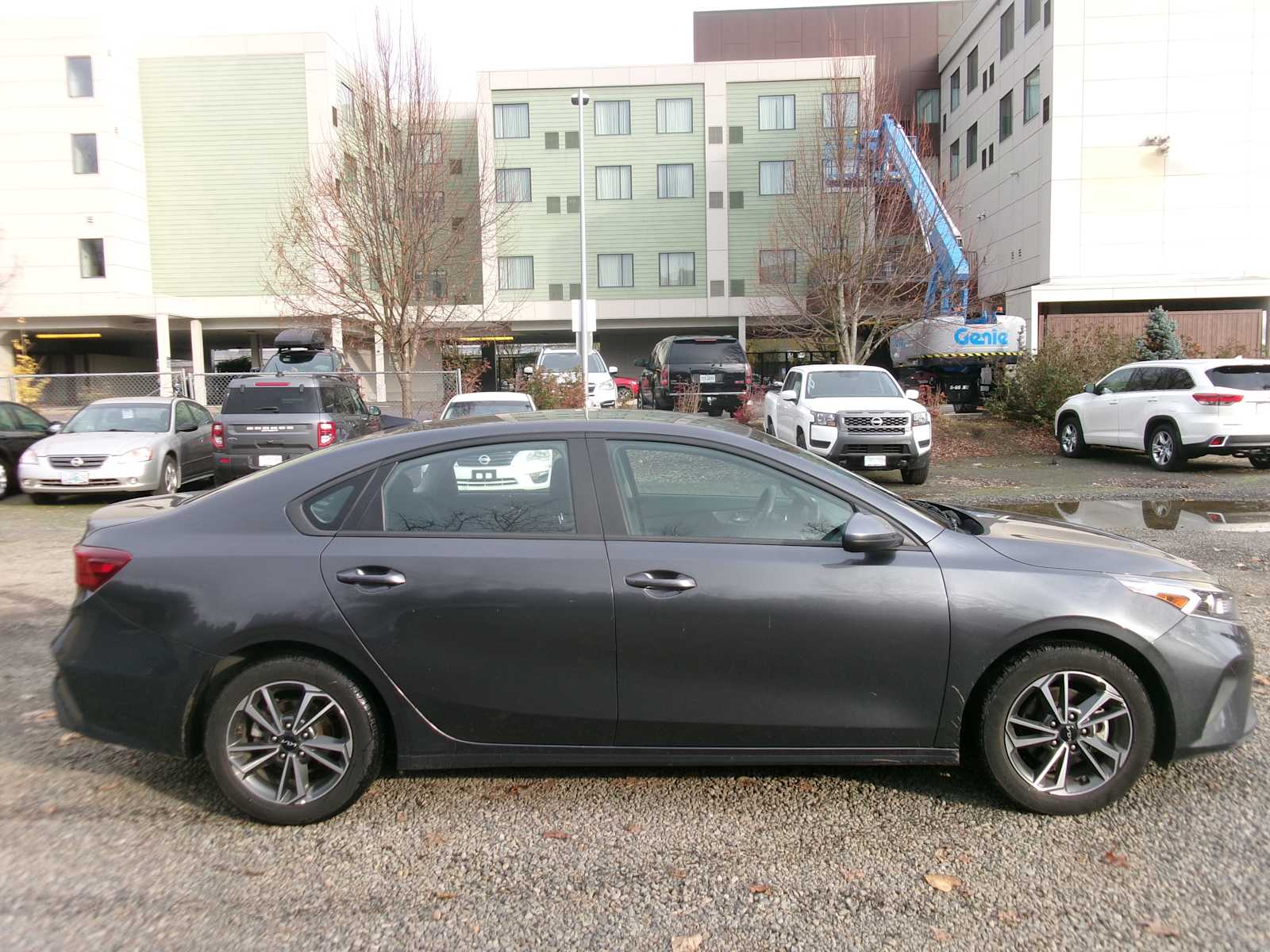 Thumbnail: 2023 Kia Forte - 6