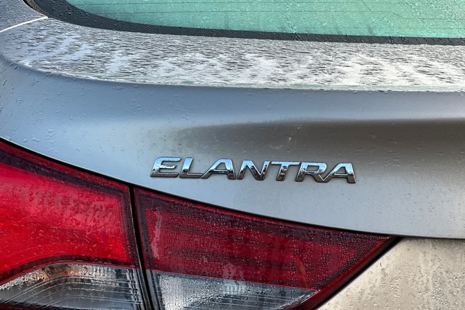 Thumbnail: 2014 Hyundai Elantra - 25