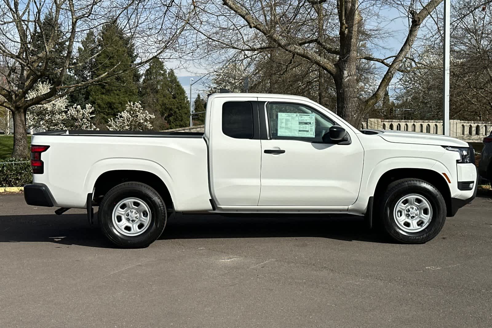 Thumbnail: 2026 Nissan Frontier - 8