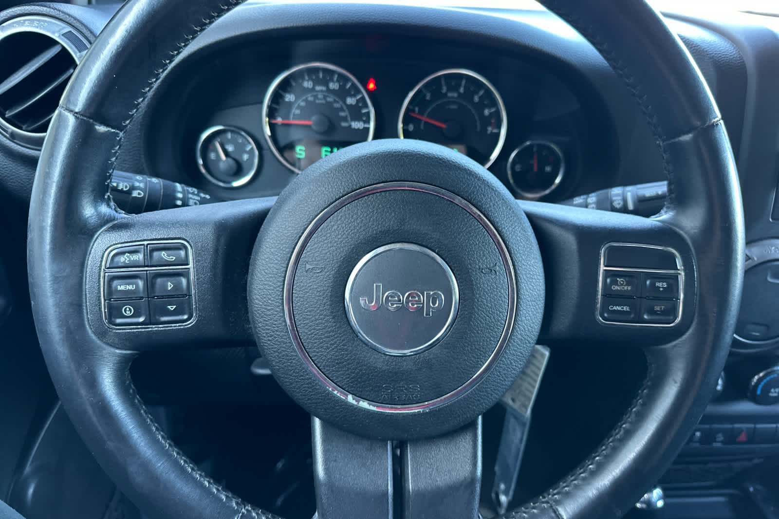 Thumbnail: 2013 Jeep Wrangler - 20