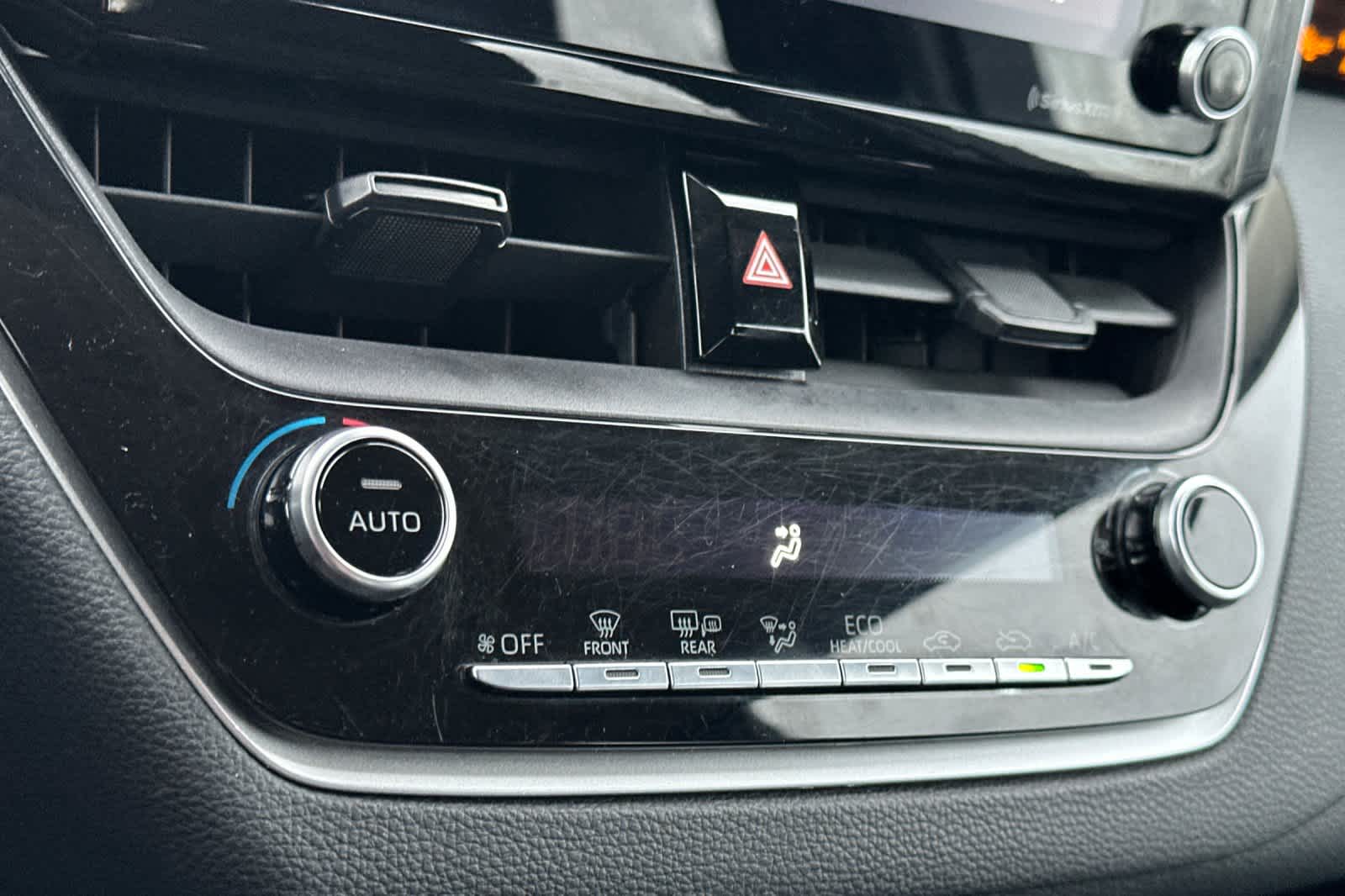 Thumbnail: 2021 Toyota Corolla - 19