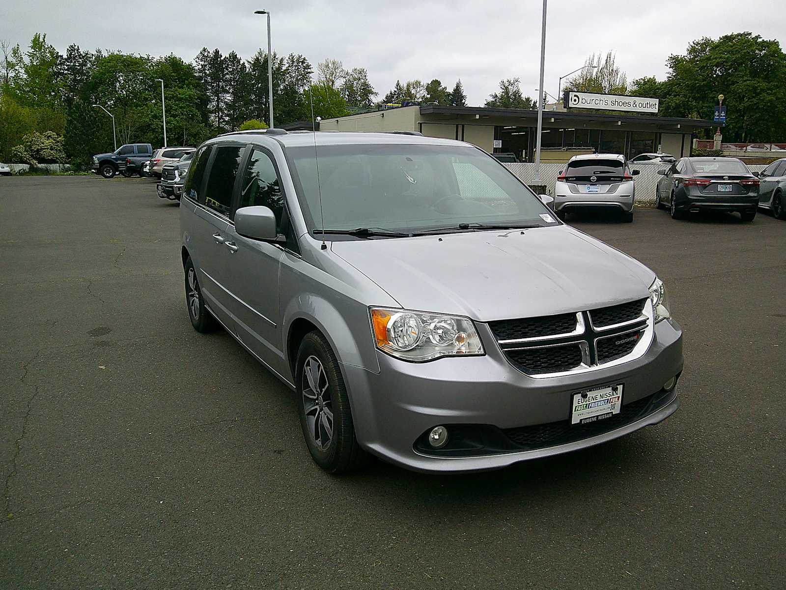 Thumbnail: 2017 Dodge Grand Caravan - 7