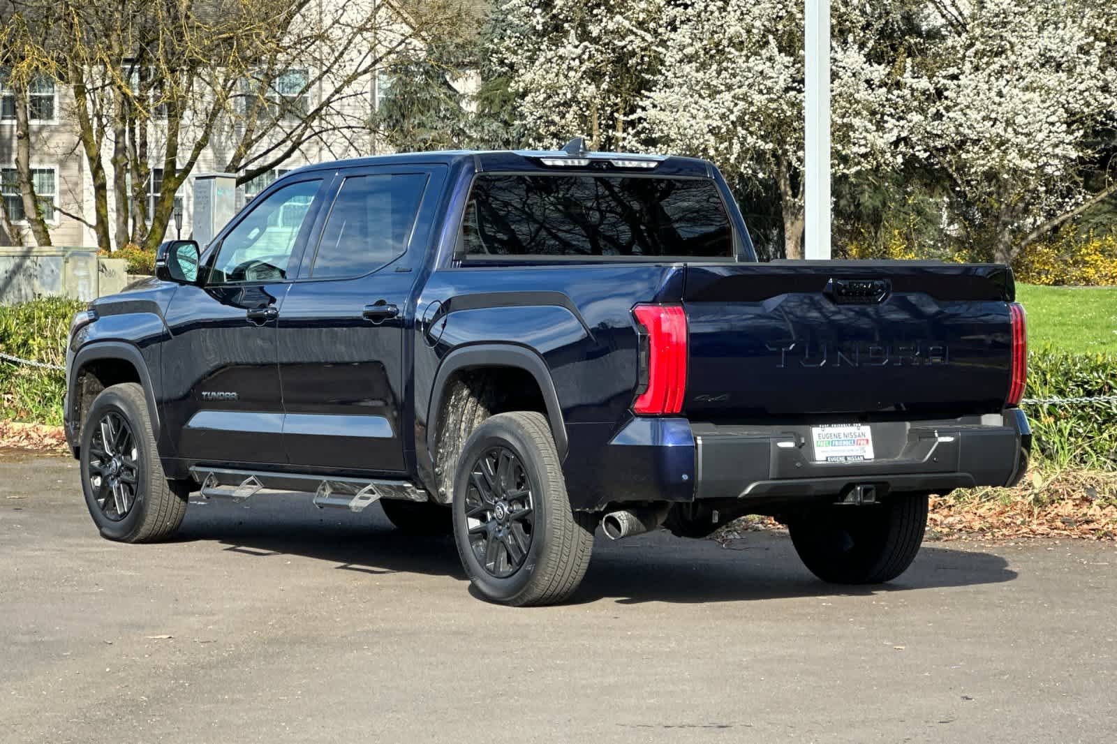 Thumbnail: 2025 Toyota Tundra - 6