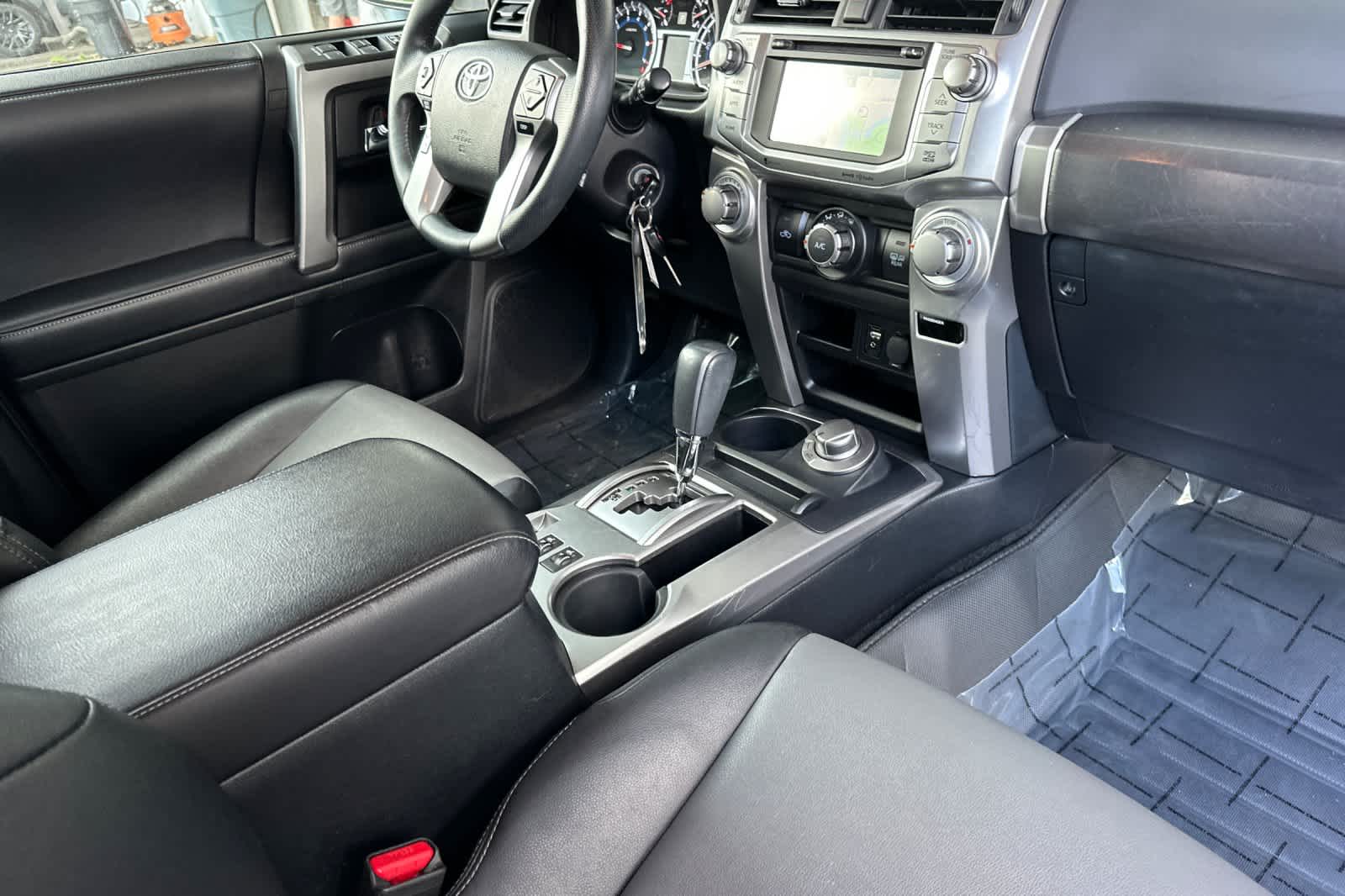 Thumbnail: 2019 Toyota 4Runner - 16
