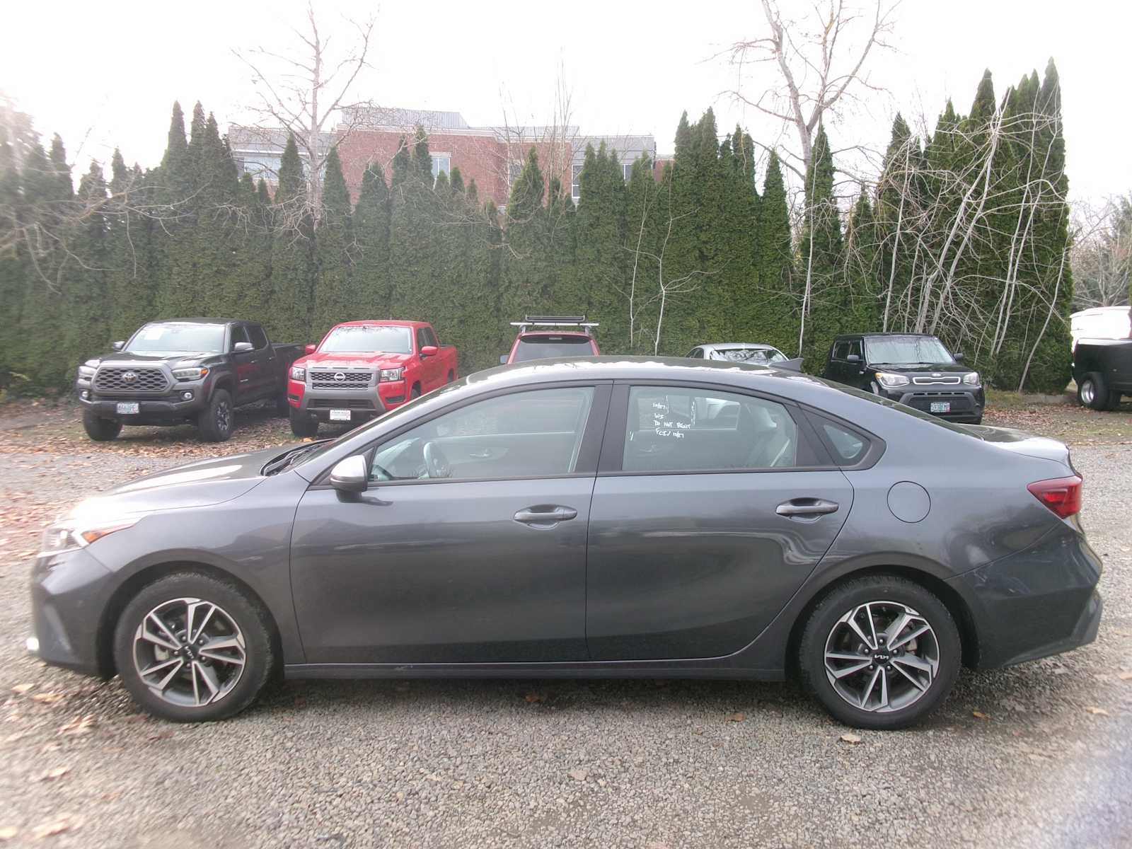 Thumbnail: 2023 Kia Forte - 2