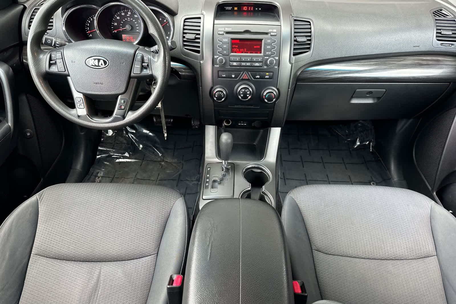 Thumbnail: 2013 Kia Sorento - 3