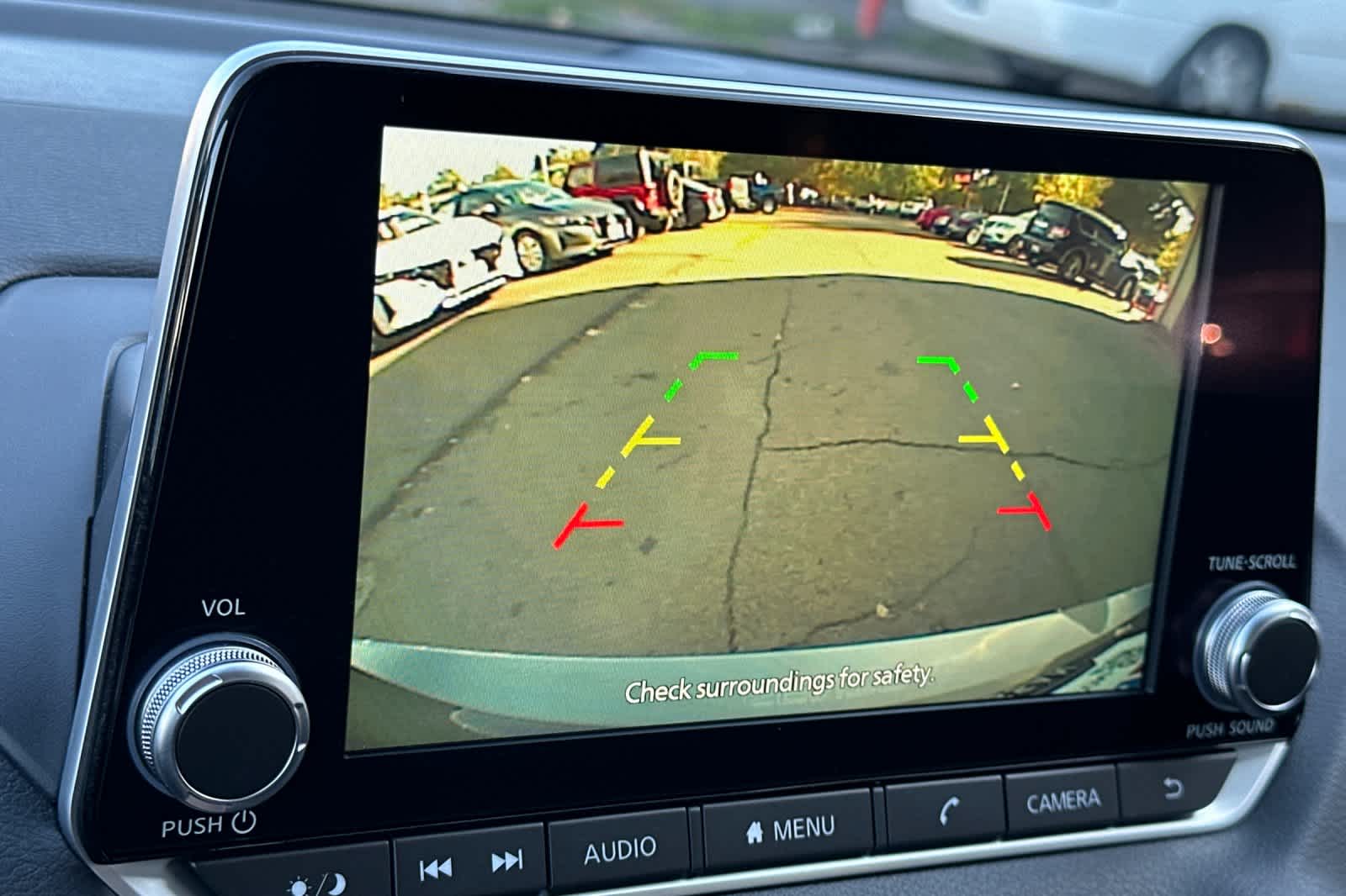 Thumbnail: 2025 Nissan Sentra - 18