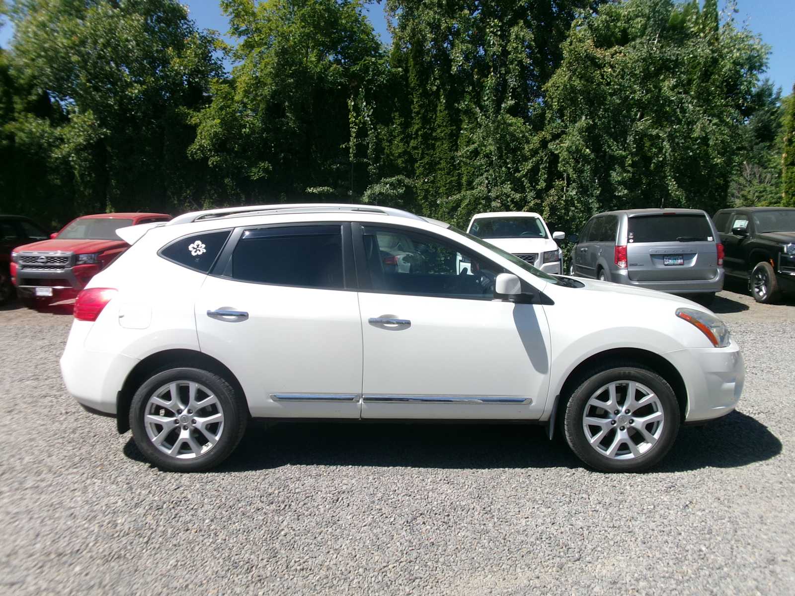 Thumbnail: 2013 Nissan Rogue - 6