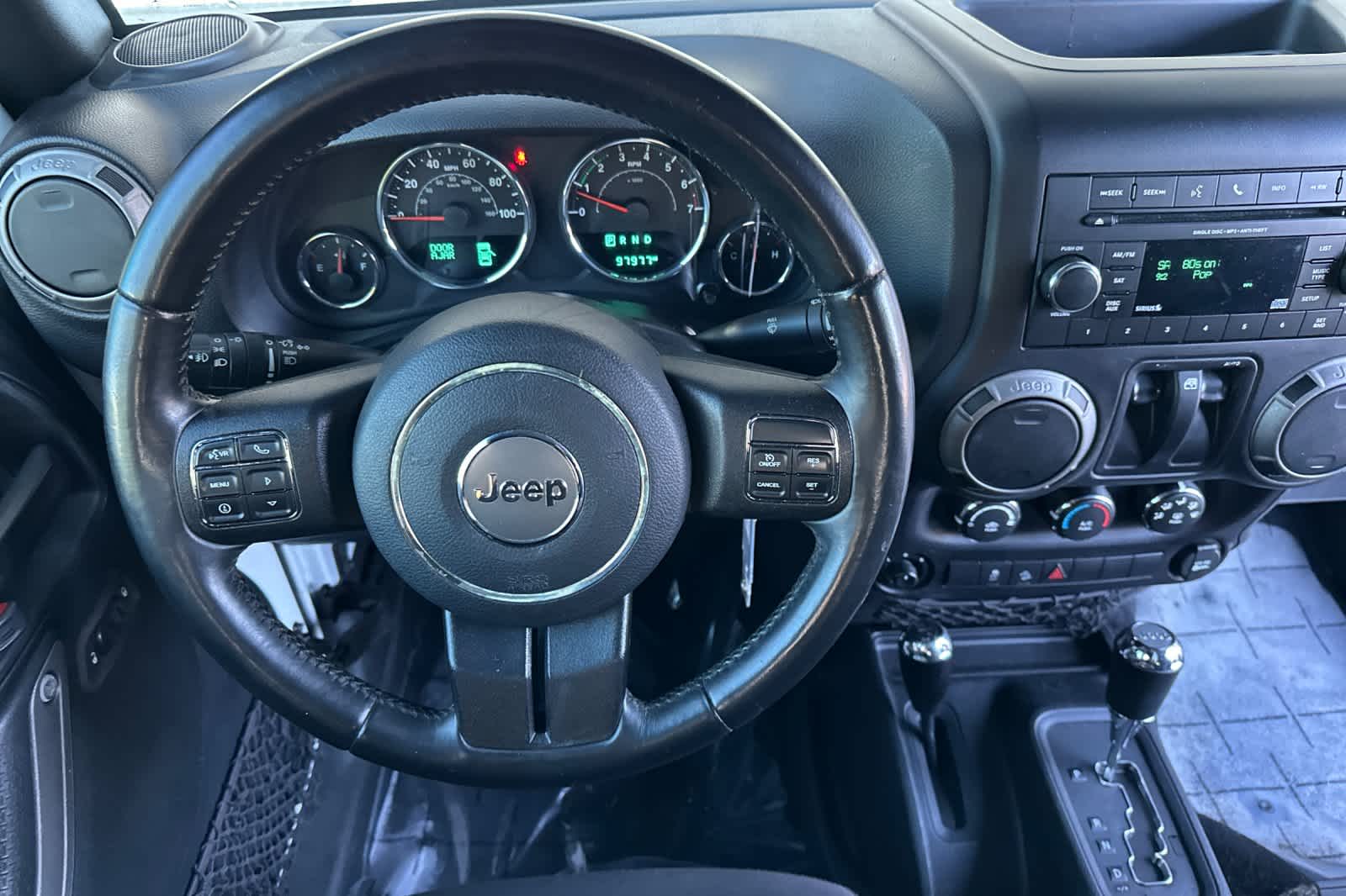 Thumbnail: 2016 Jeep Wrangler - 14