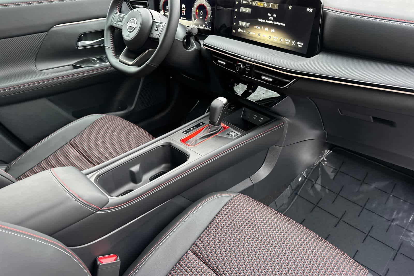 Thumbnail: 2025 Nissan Kicks - 16