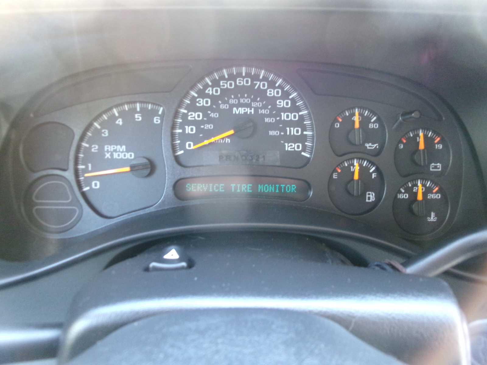 Thumbnail: 2004 Chevrolet Tahoe - 10