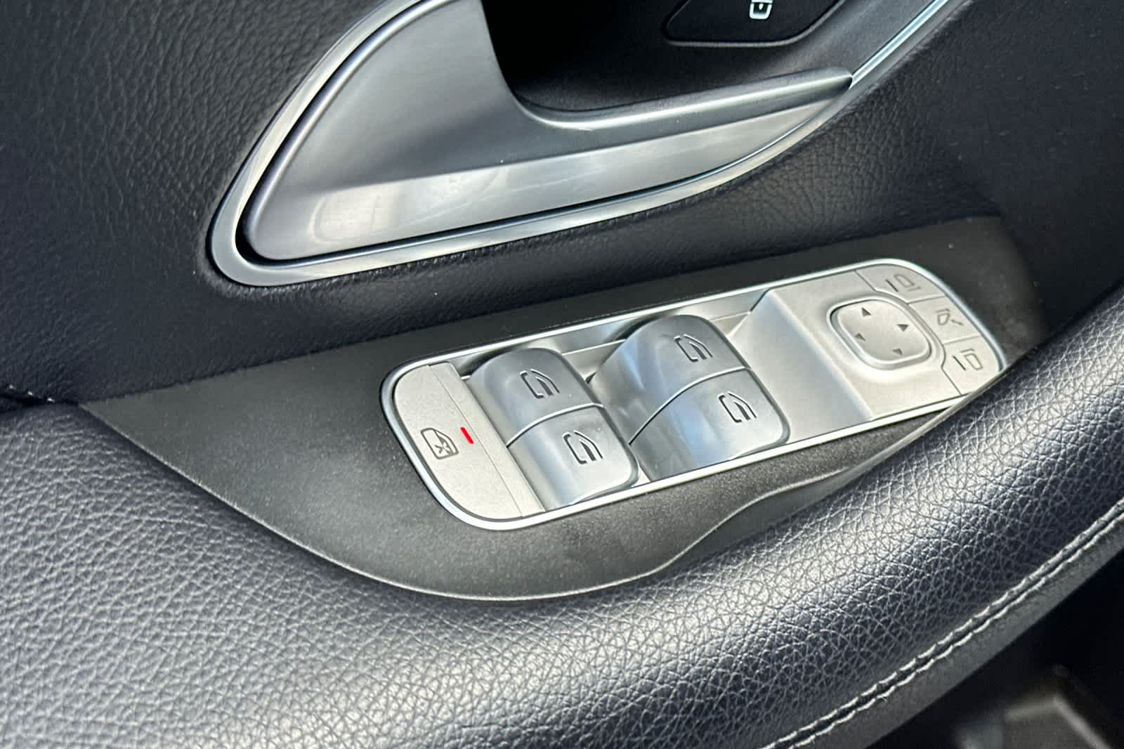 Thumbnail: 2020 Mercedes-Benz GLE - 13