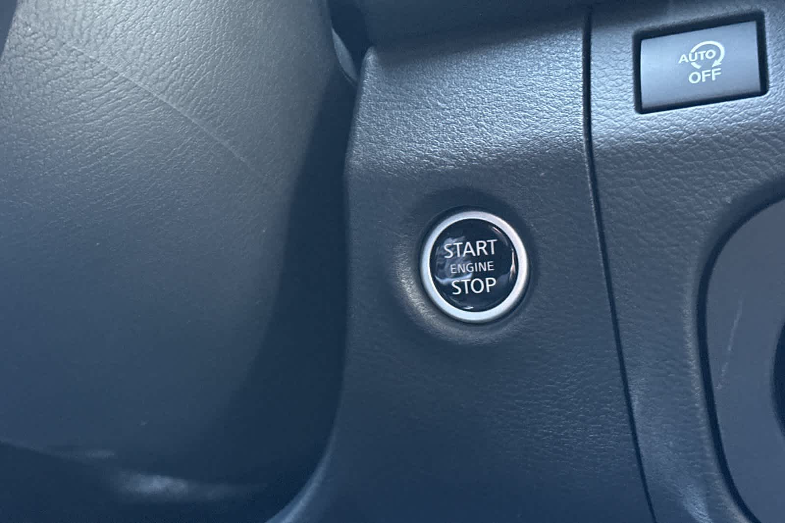 Thumbnail: 2025 Nissan Frontier - 21