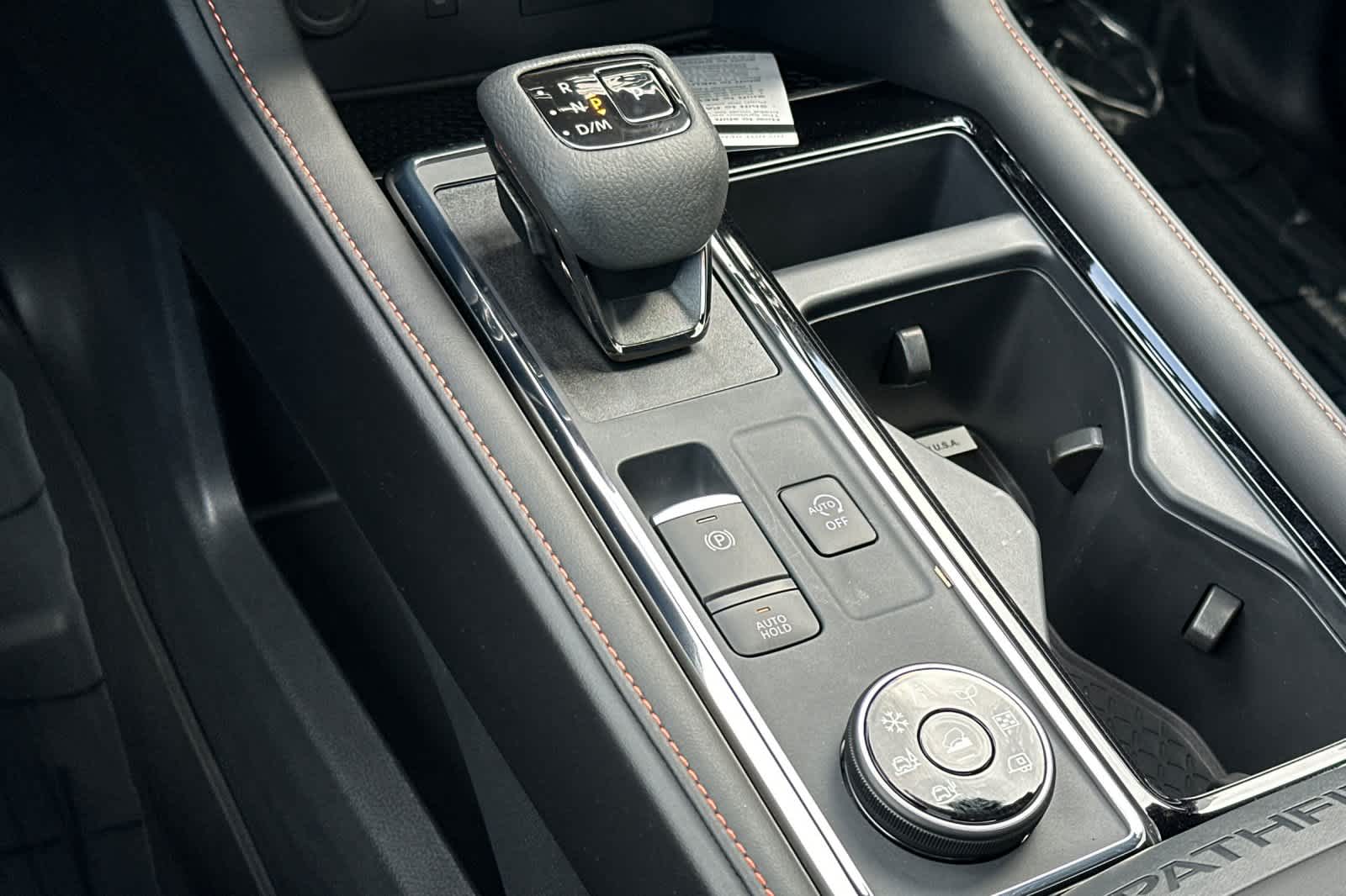 Thumbnail: 2026 Nissan Pathfinder - 22