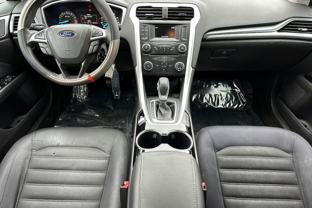 Used 2014 Ford Fusion SE Sedan