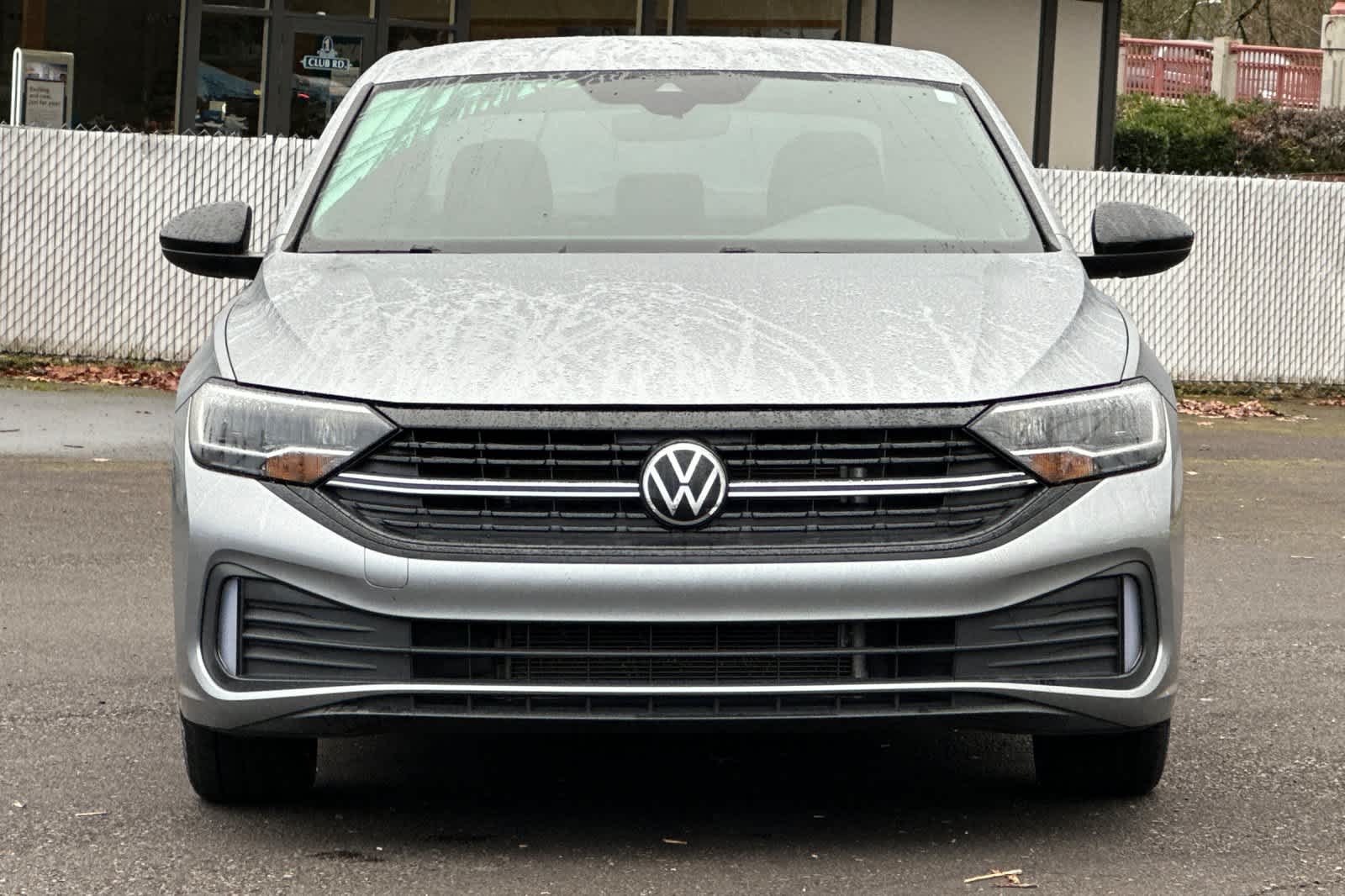 Thumbnail: 2023 Volkswagen Jetta - 10