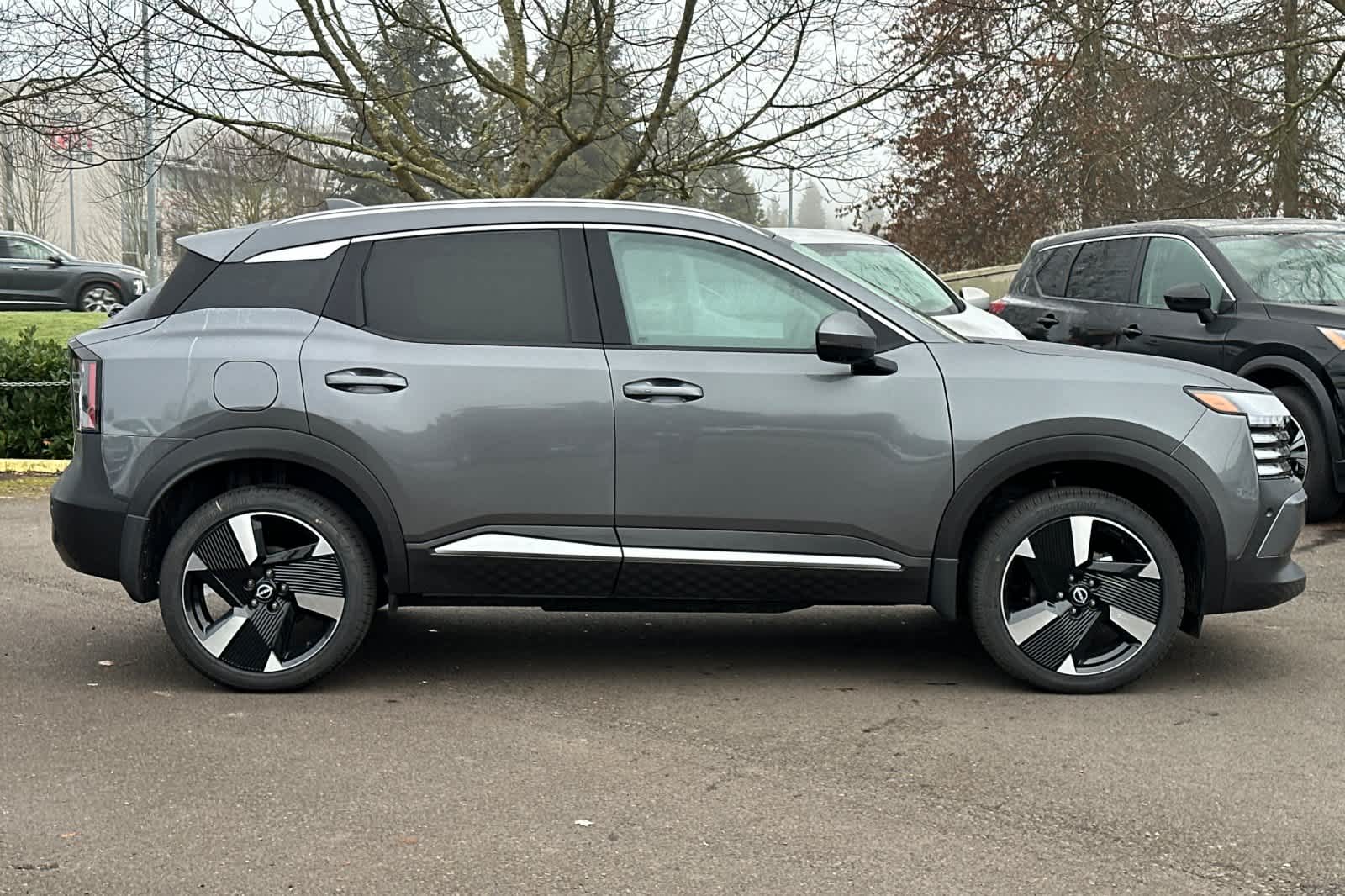 Thumbnail: 2025 Nissan Kicks - 8