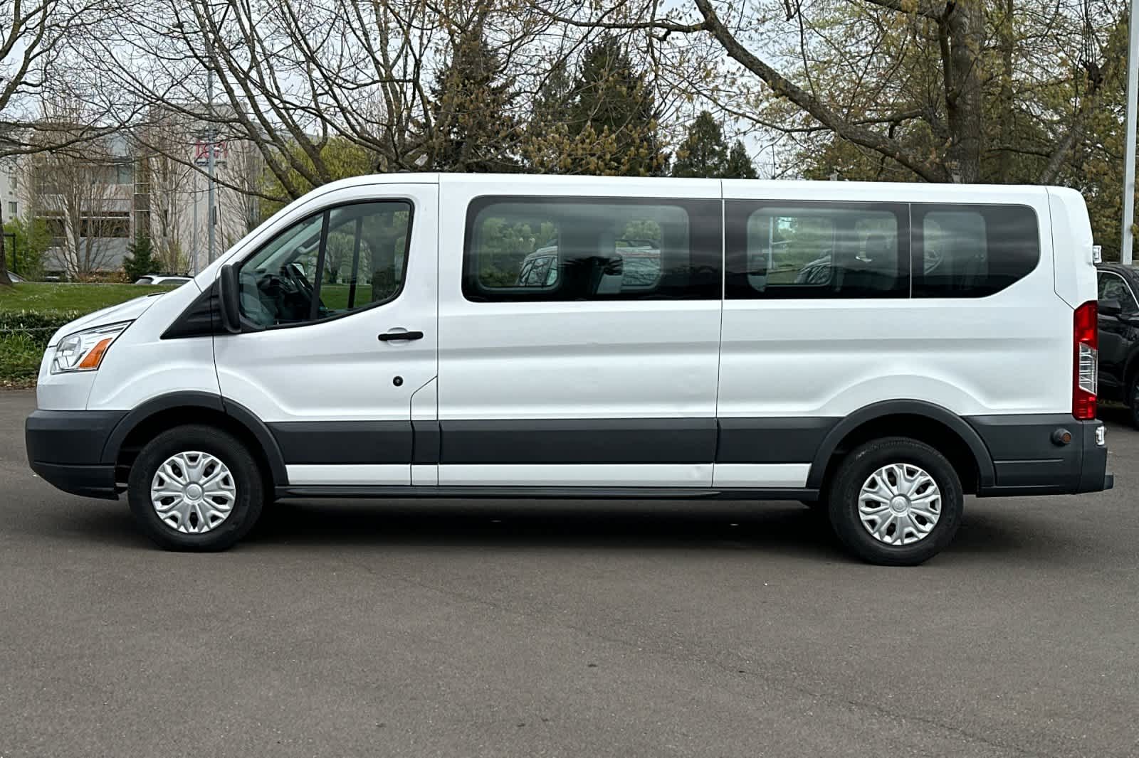 Thumbnail: 2017 Ford Transit Series - 5