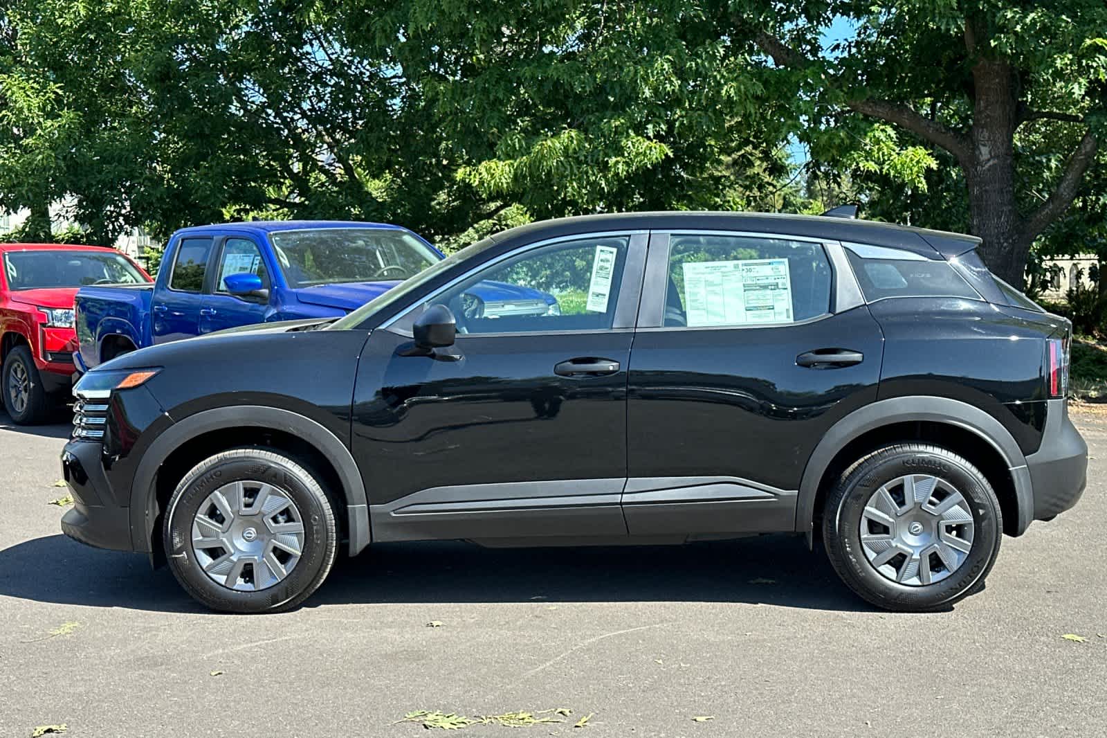 Thumbnail: 2025 Nissan Kicks - 5